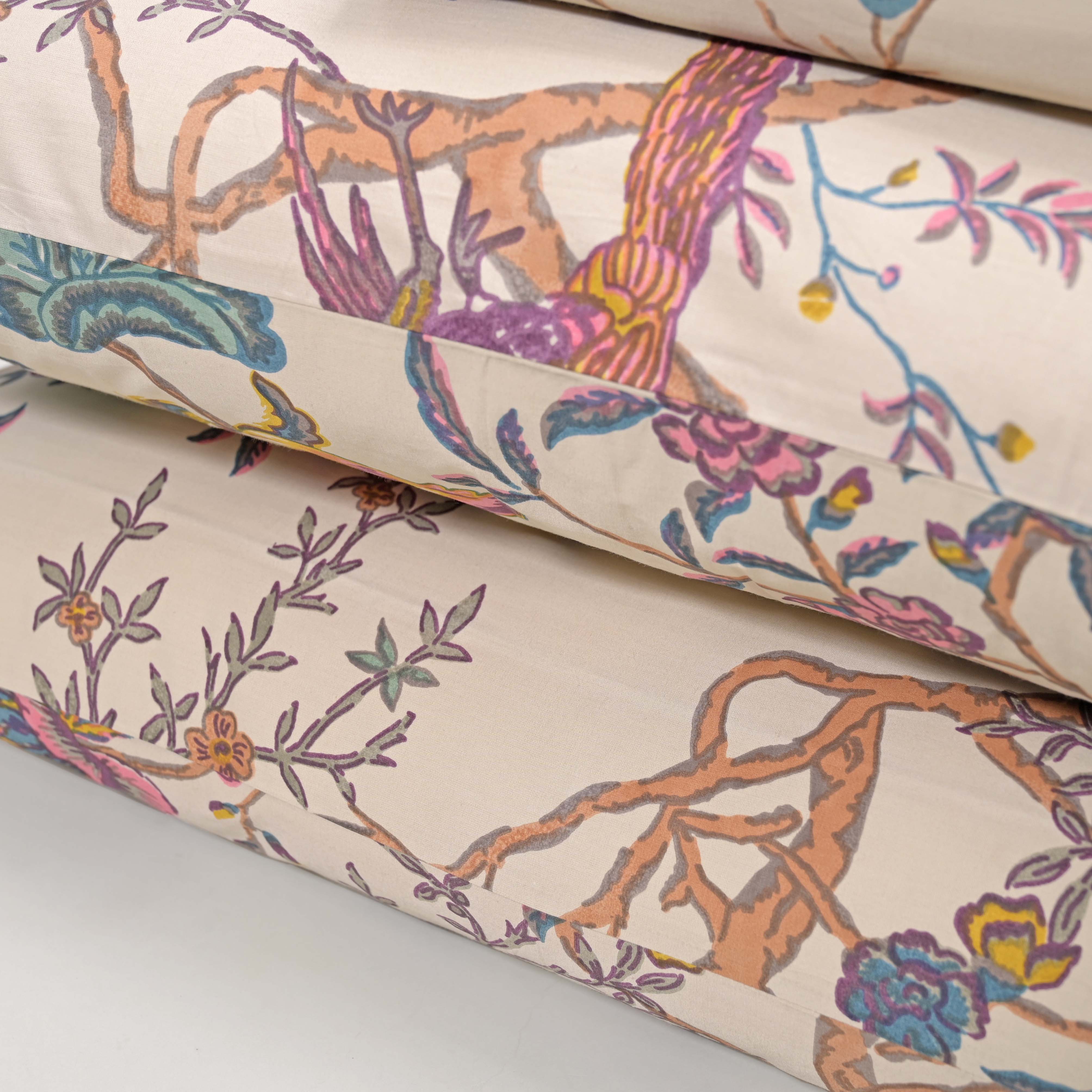 Gracious 300 TC Bed Sheet