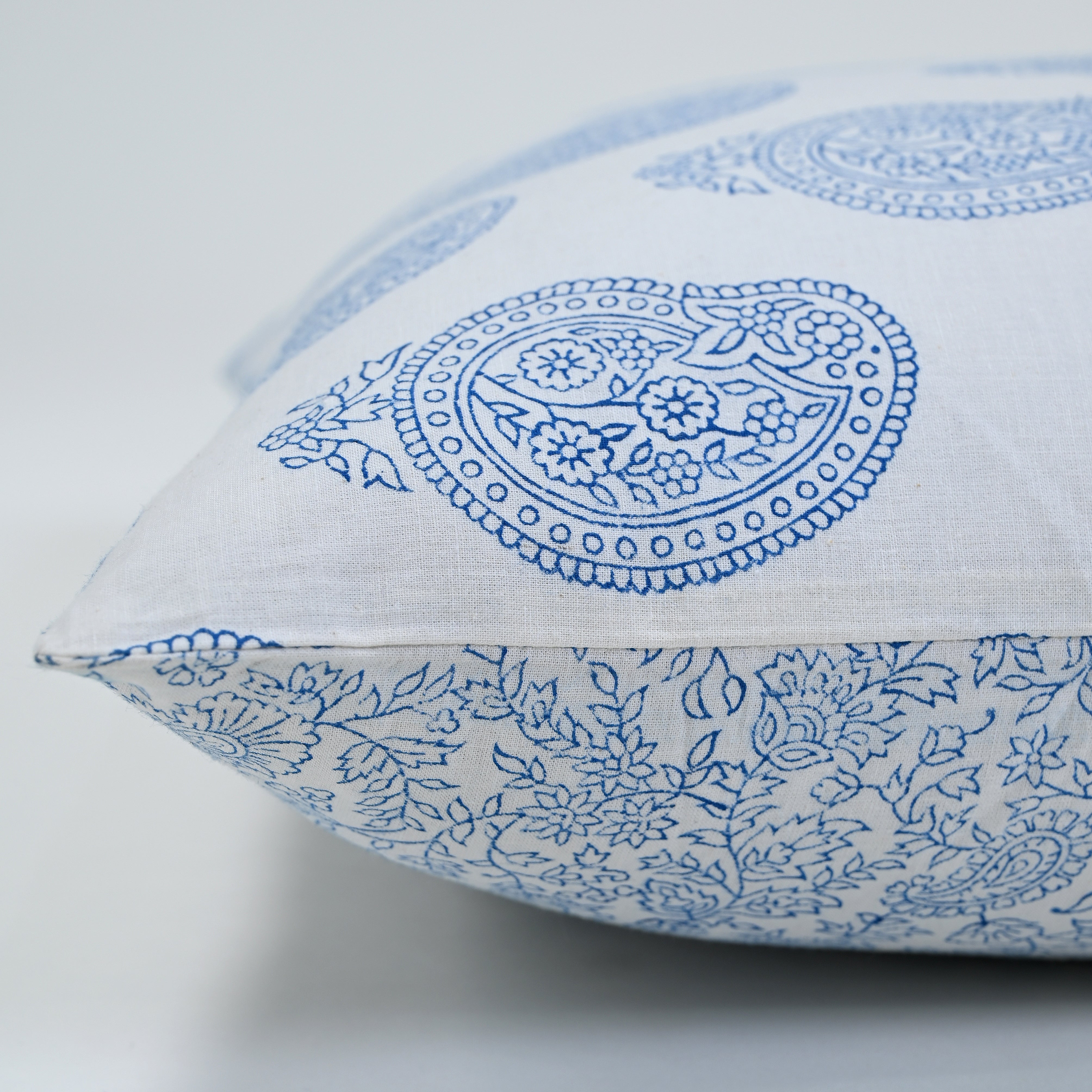 Classic Paisely Cushion Cover