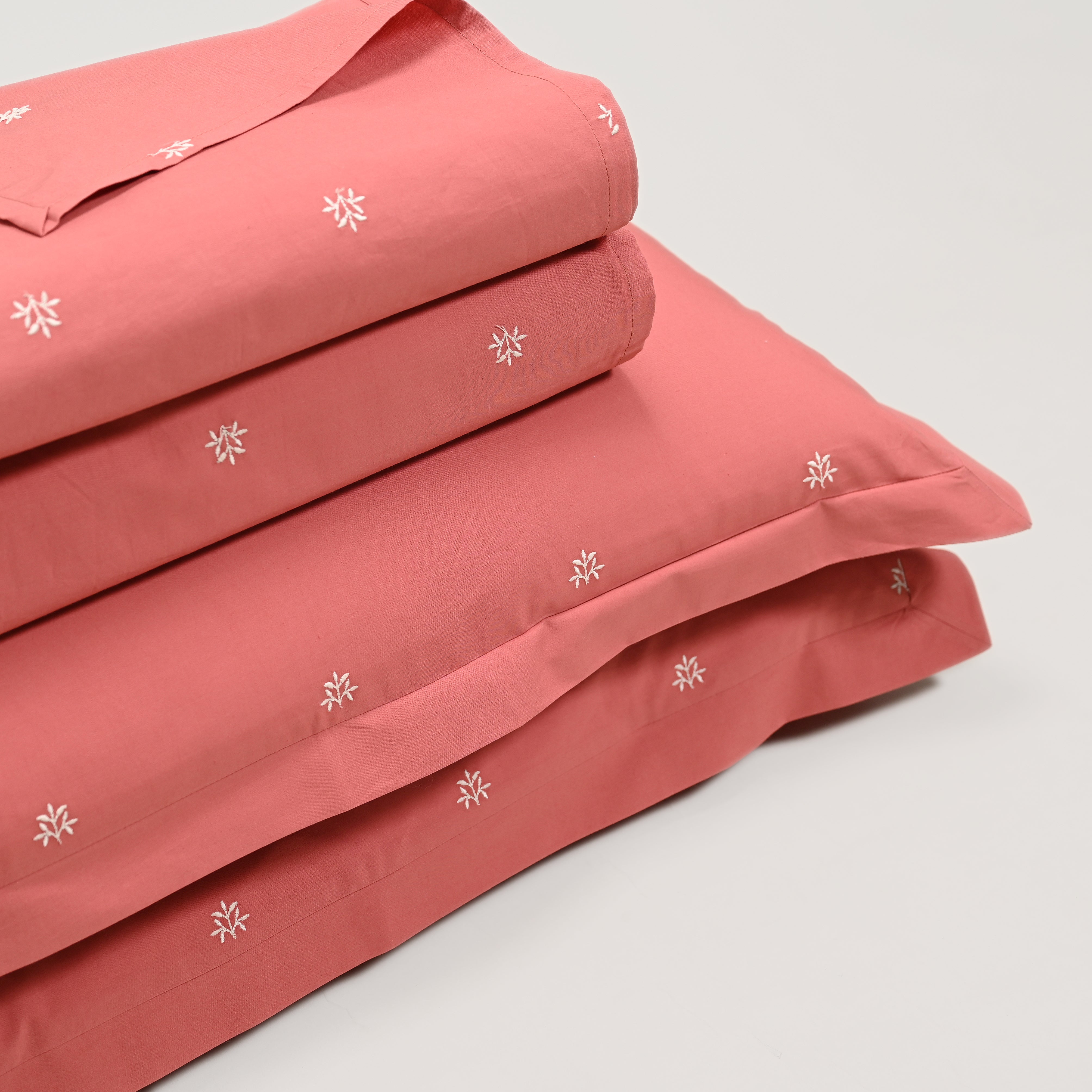 Gemini Bloom Bedsheet - Regal Embroidered 300 TC Luxury Cotton Sheets
