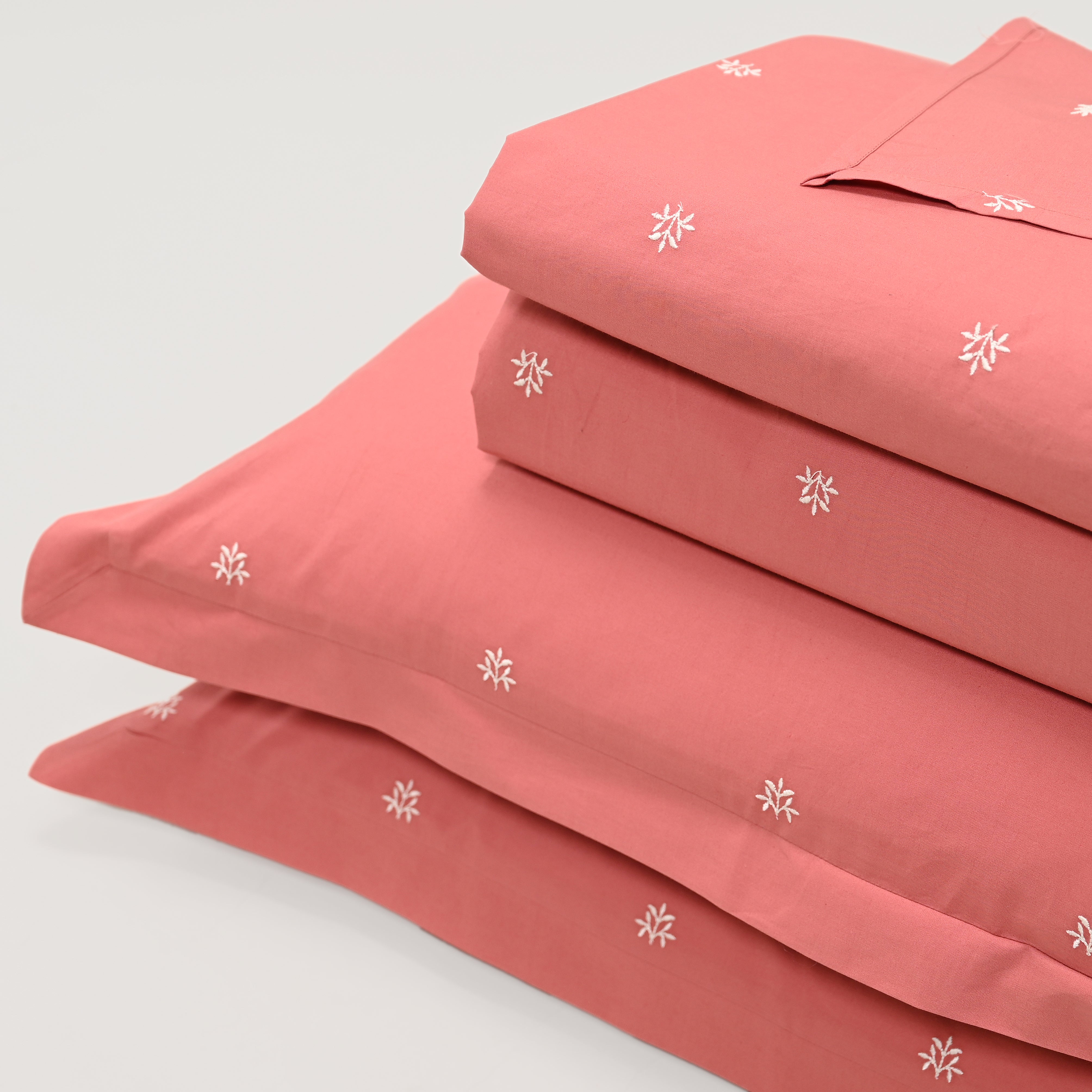 Gemini Bloom Bedsheet - Regal Embroidered 300 TC Luxury Cotton Sheets