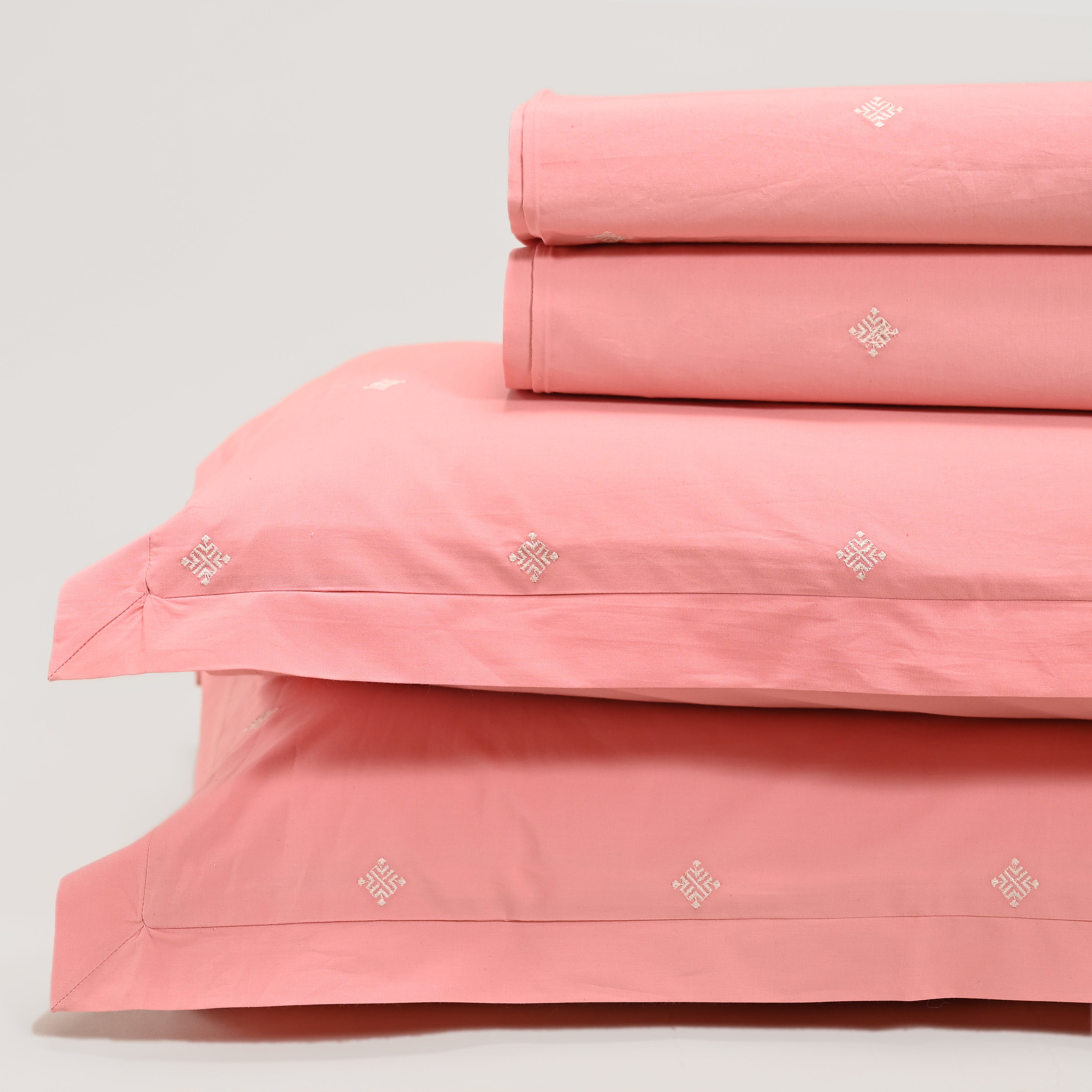 Kaleido Bedsheet - Regal Embroidered 300 TC Luxury Cotton Sheets