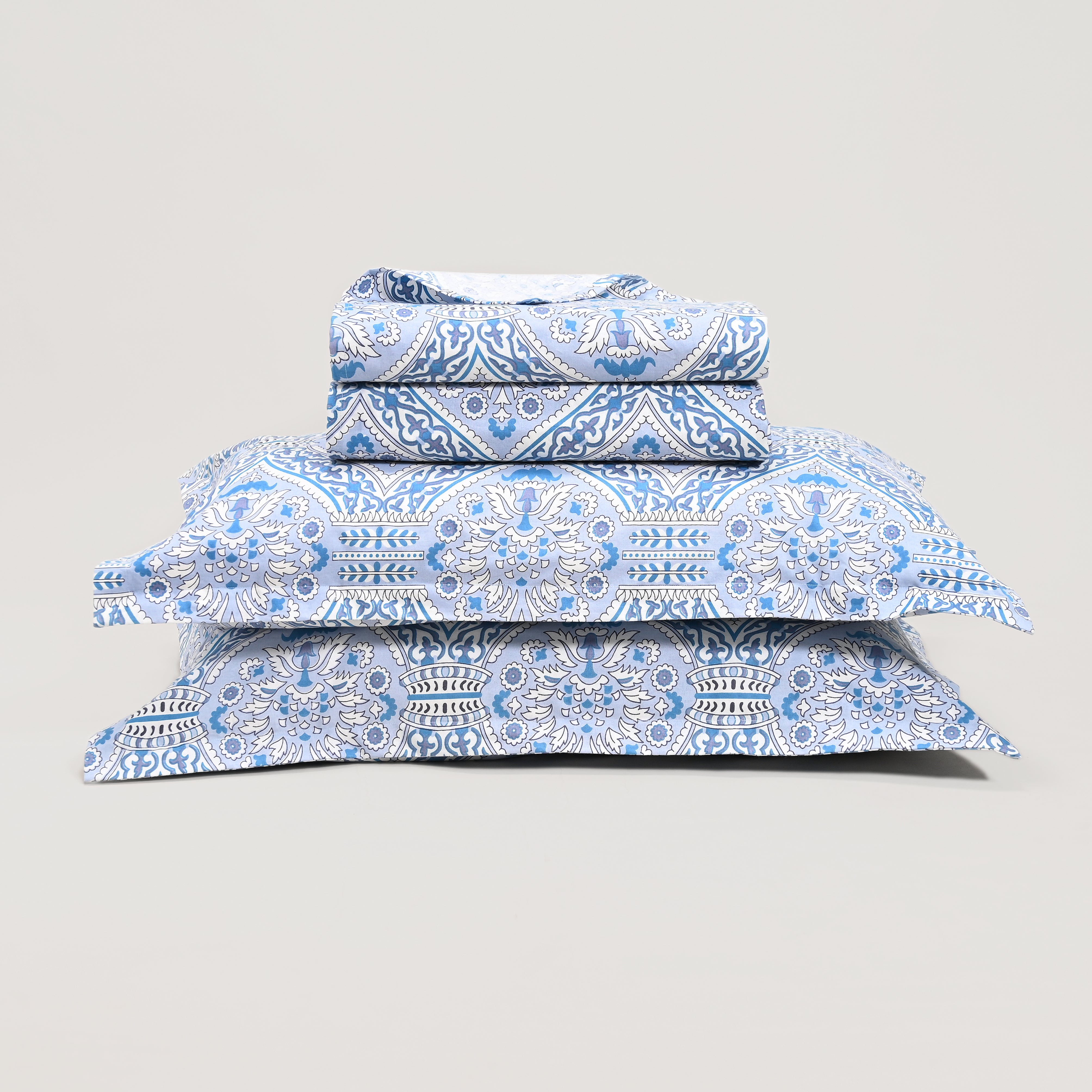 Samaanta Bed Sheet Set