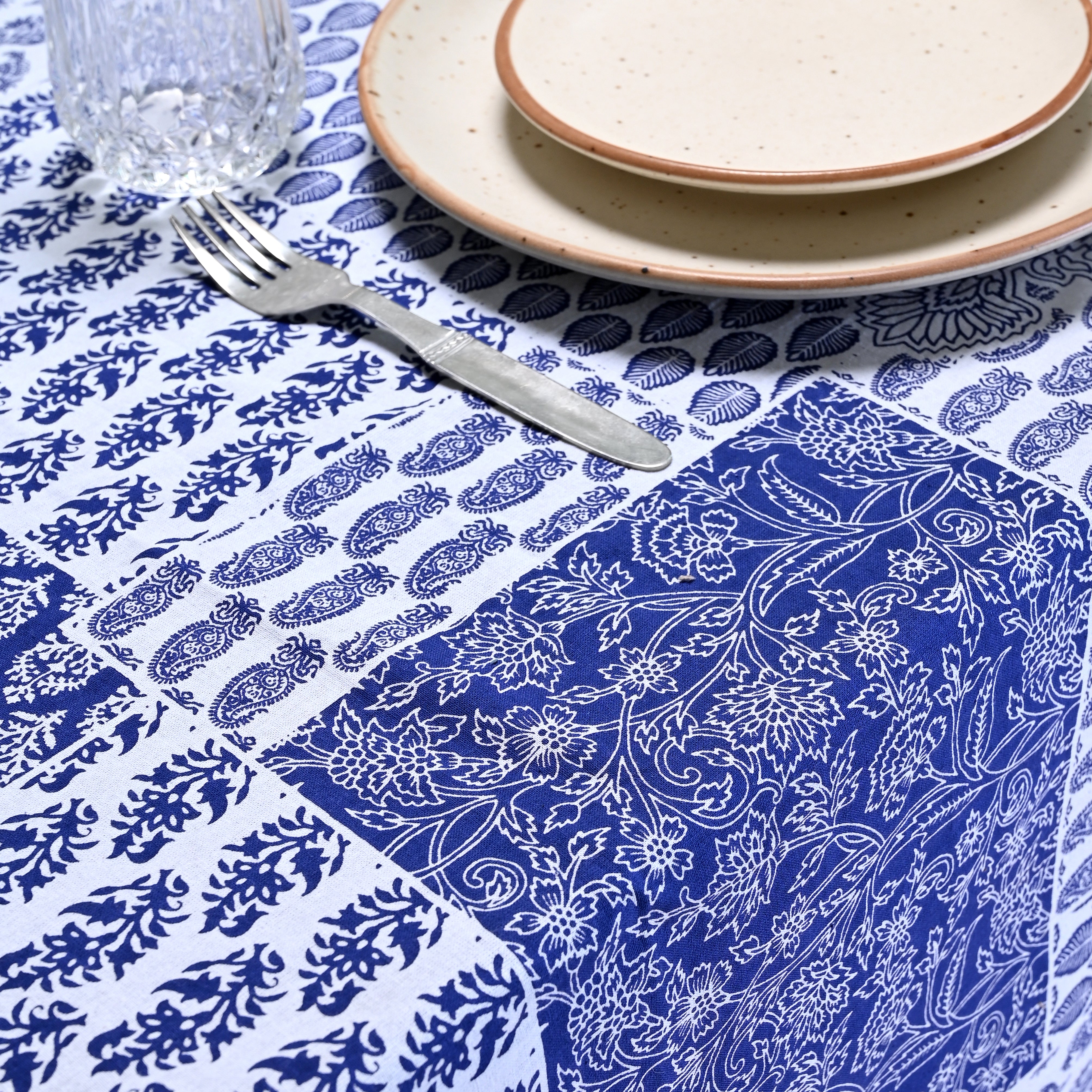 Patch Star 6 Seater Table Cover