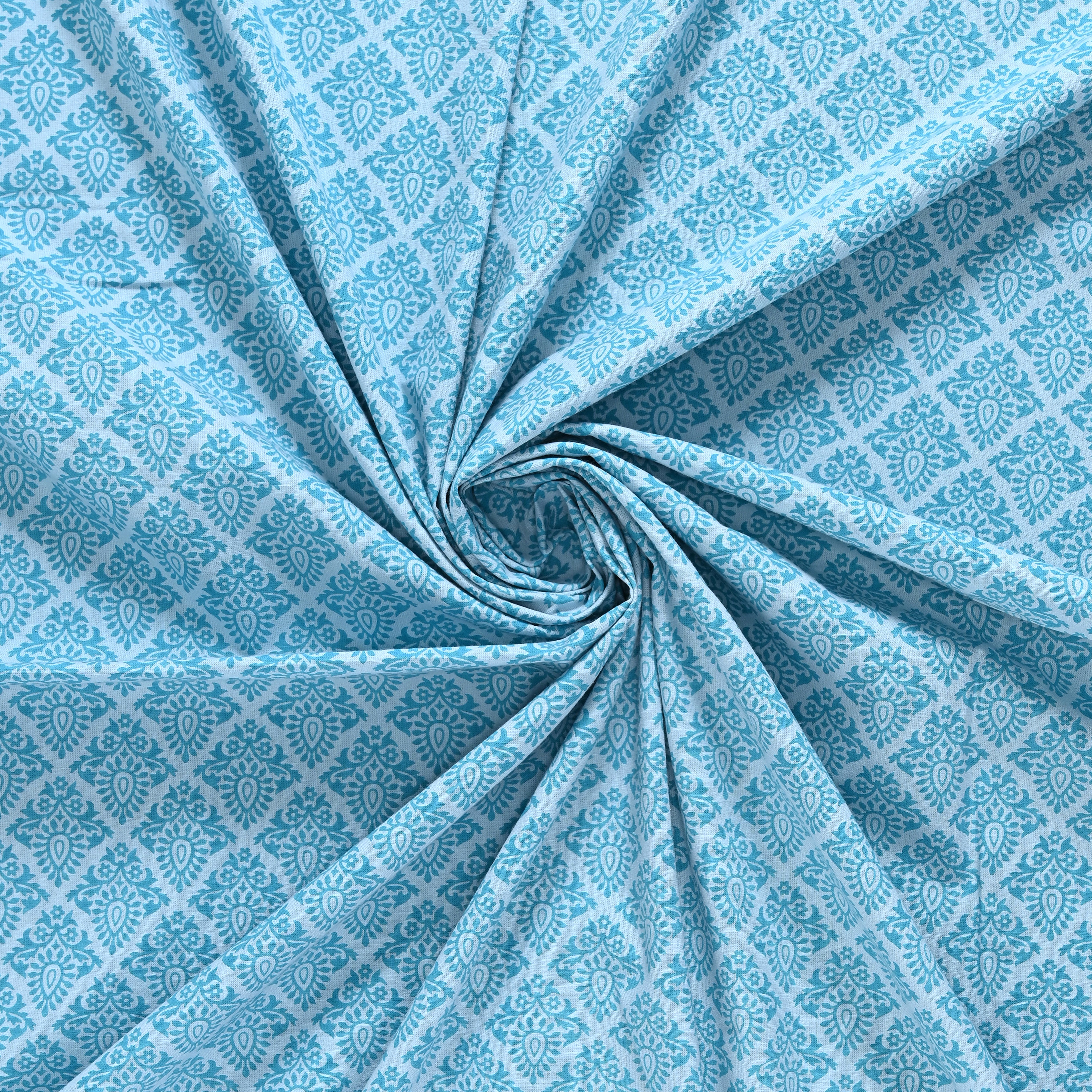 Elegant Buta 6 Seater Table Cover