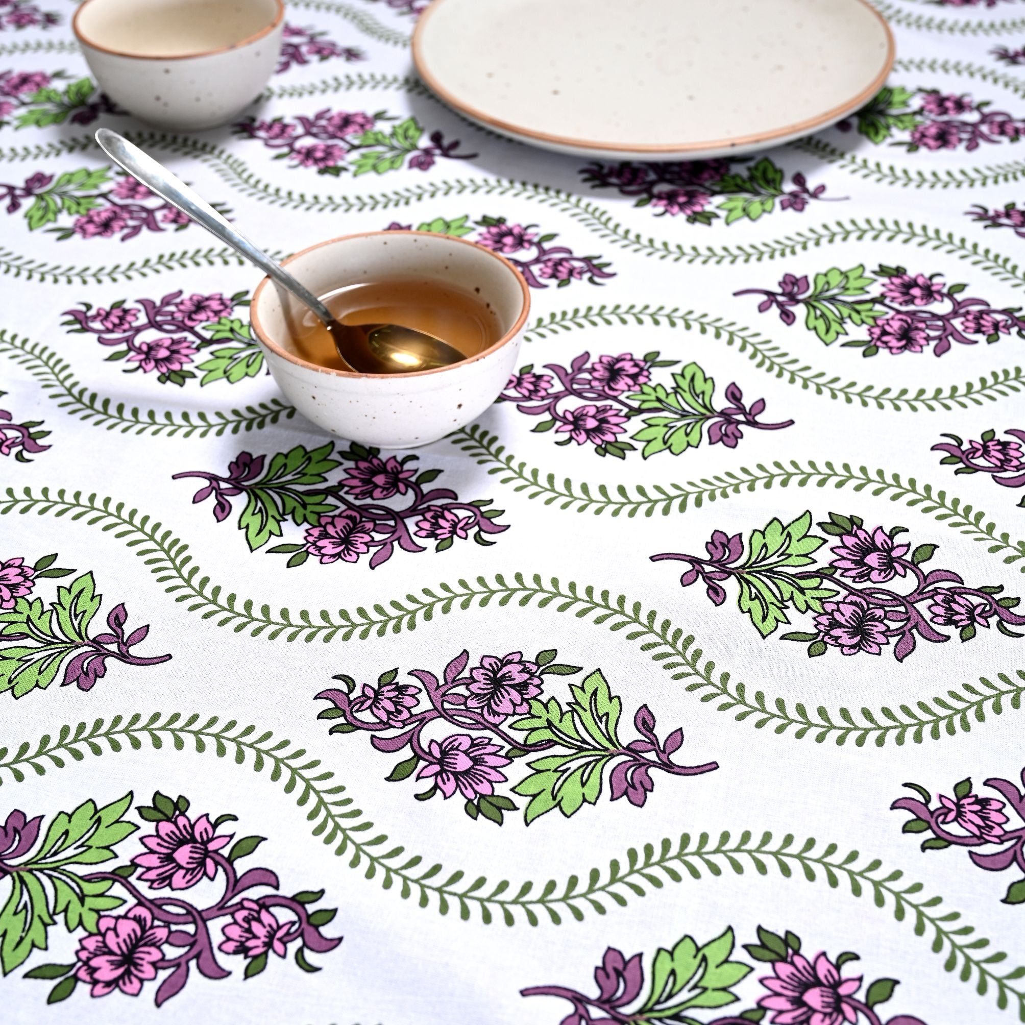 Floral Bale 6 Seater Table Cover