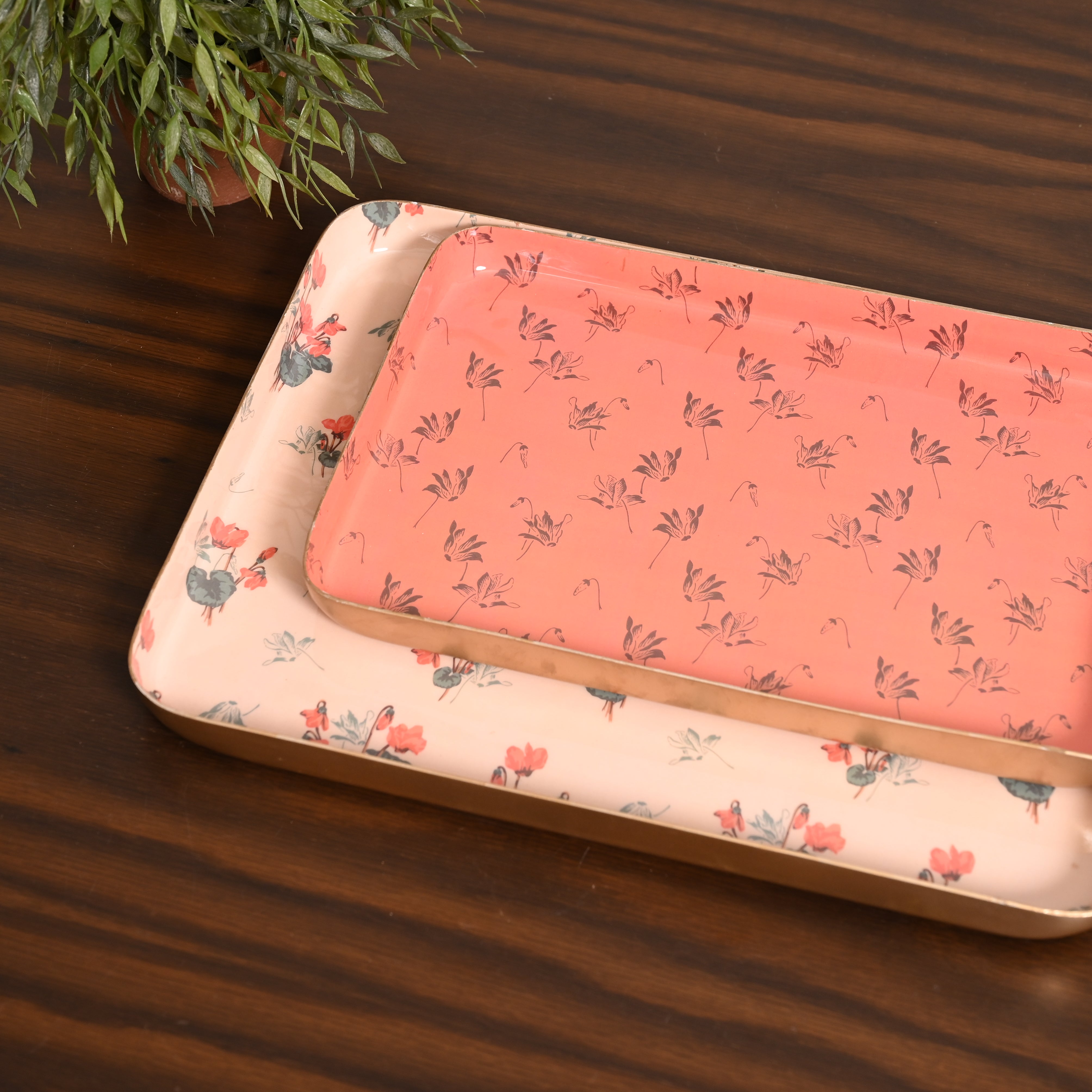Floral Harmony Set of Two Aluminium Trays