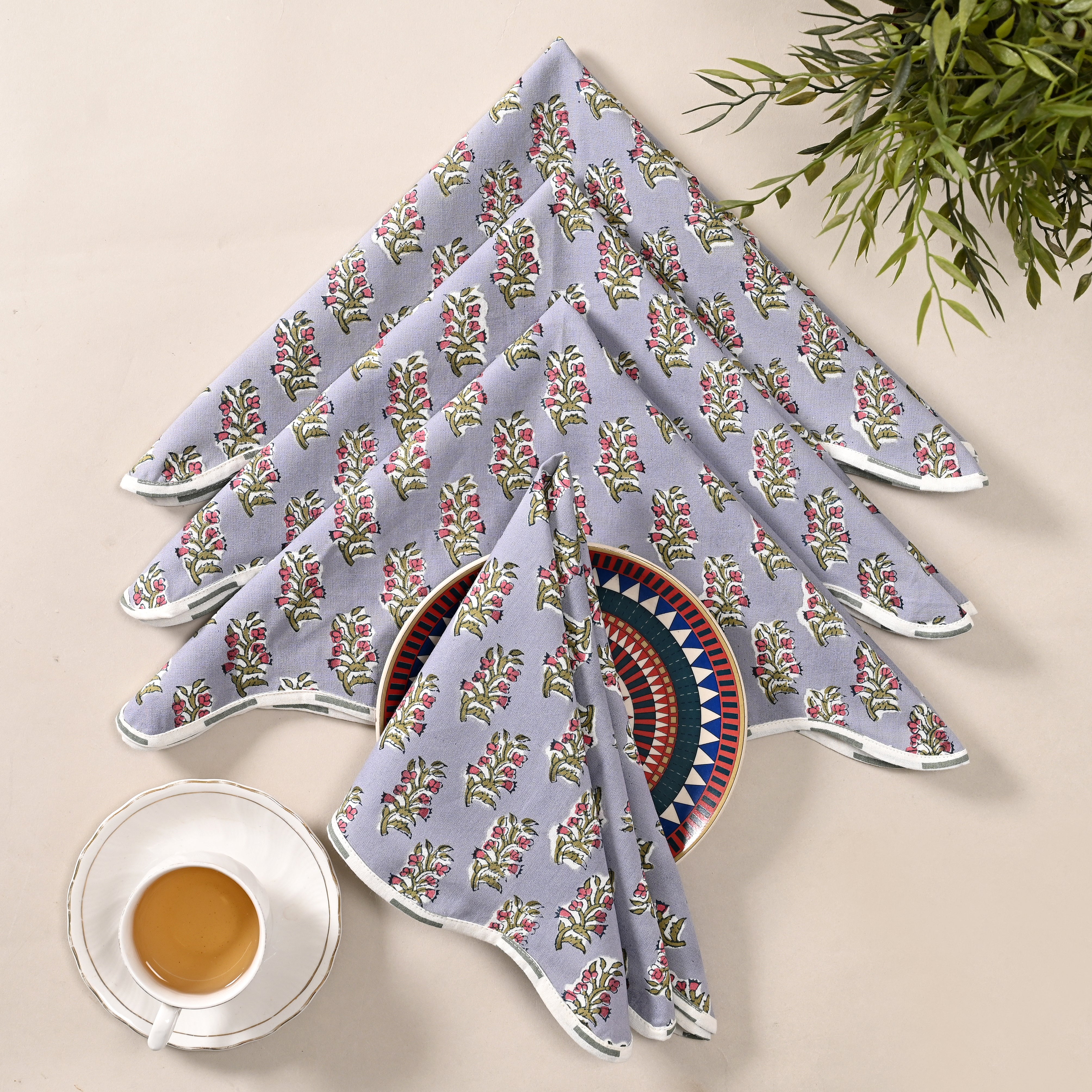 Gulnaar Scalloped Napkin