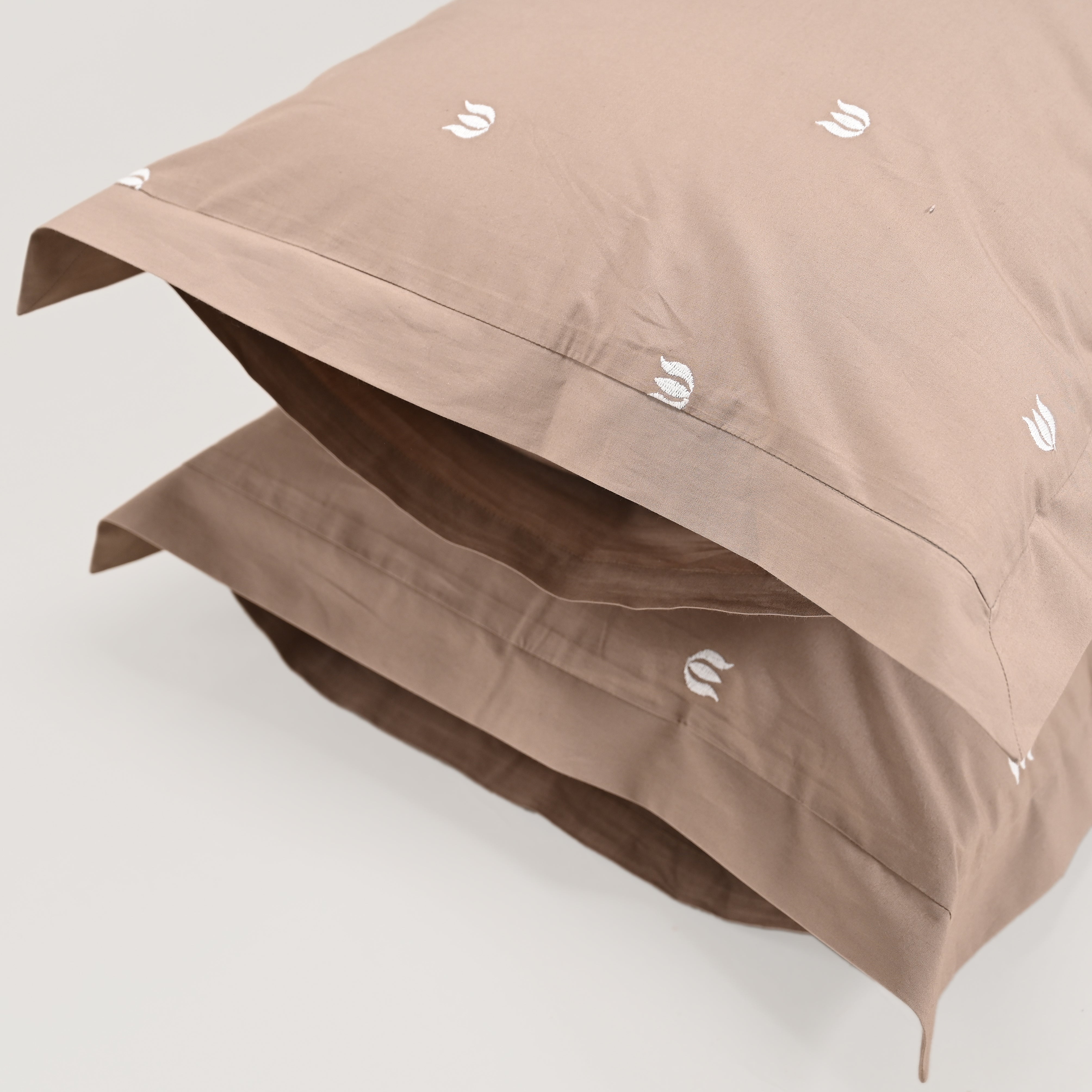 Geo Bloom Bedsheet - Regal Embroidered 300 TC Luxury Cotton Sheets