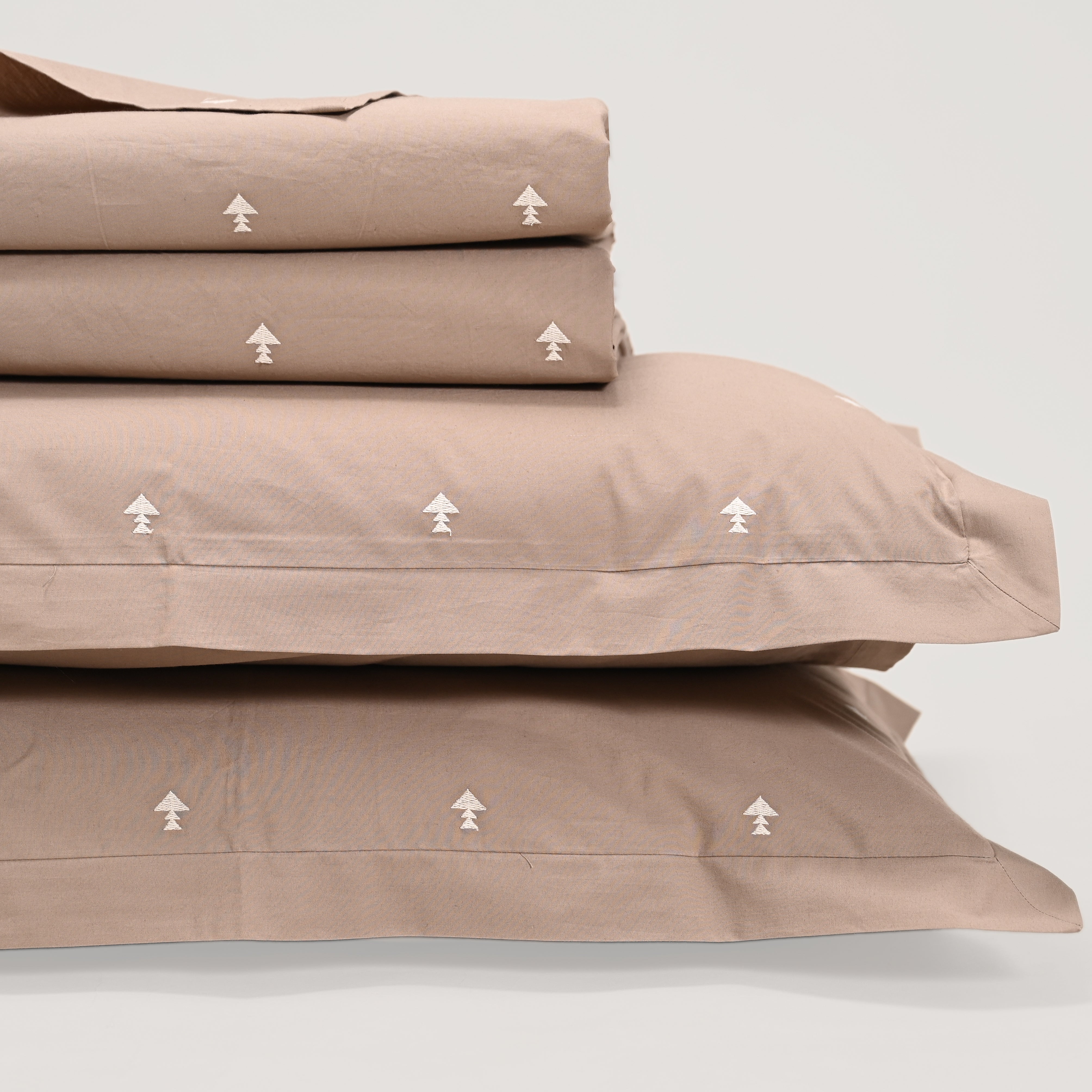 Noel Bedsheet - Regal Embroidered 300 TC Luxury Cotton Sheets