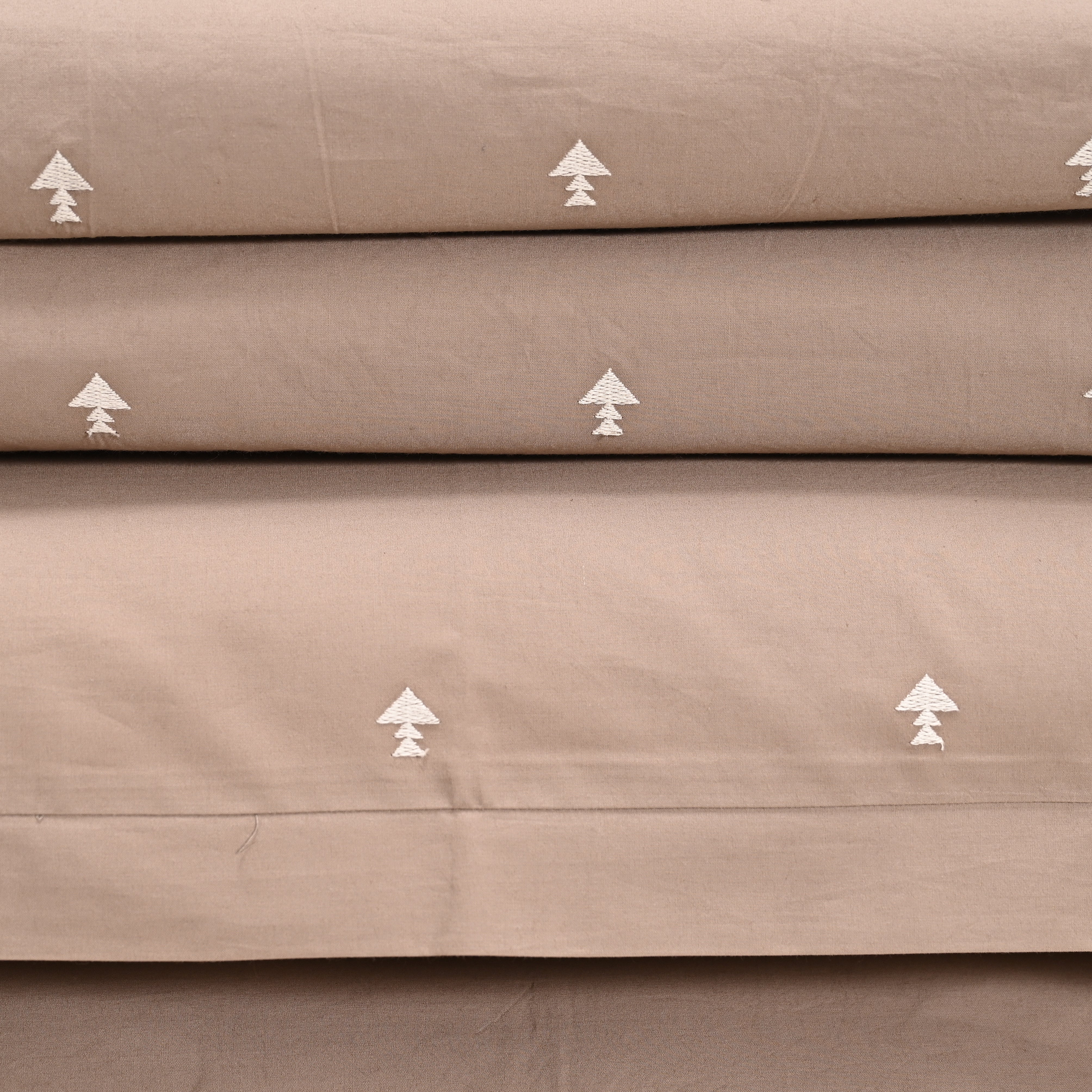 Noel Bedsheet - Regal Embroidered 300 TC Luxury Cotton Sheets