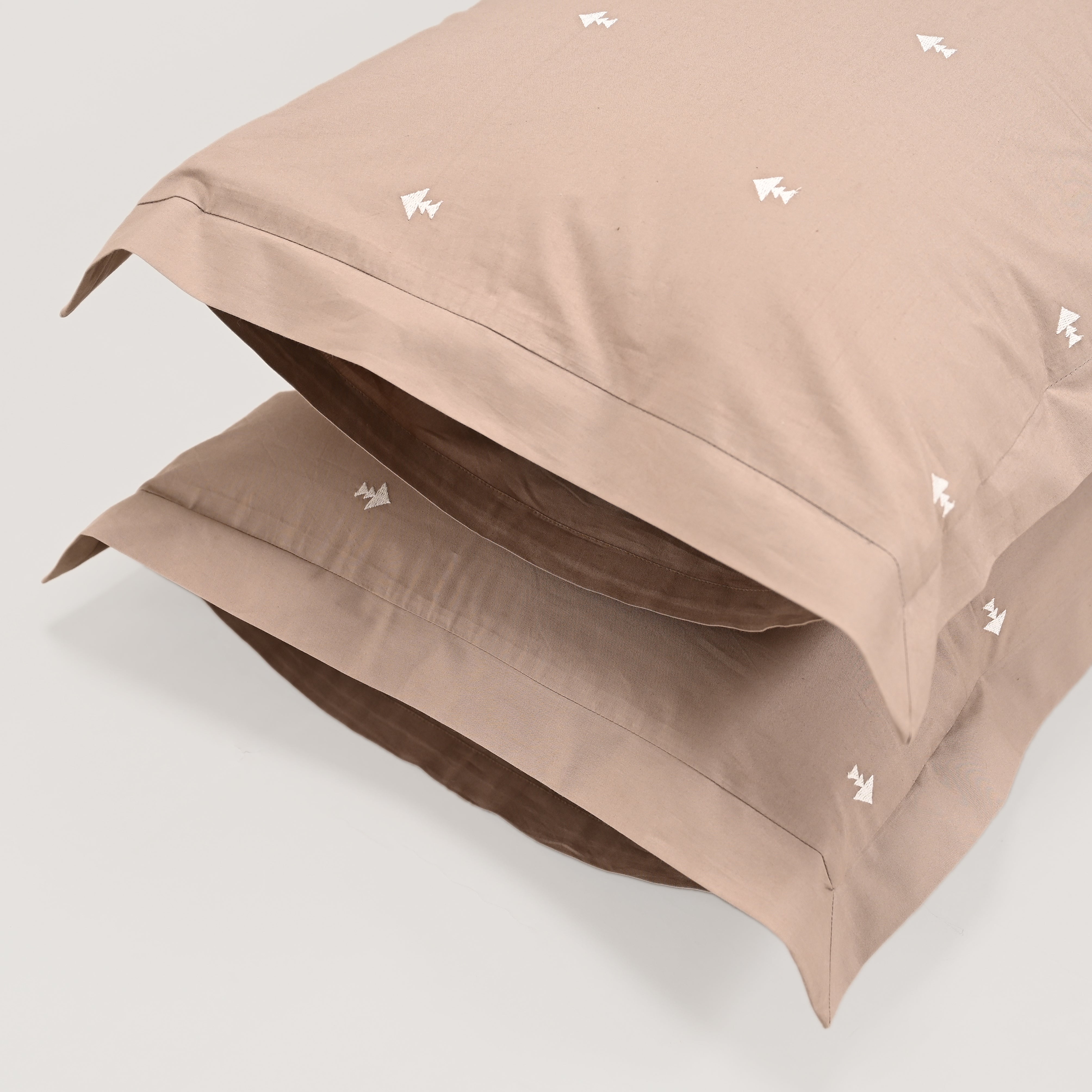 Noel Bedsheet - Regal Embroidered 300 TC Luxury Cotton Sheets
