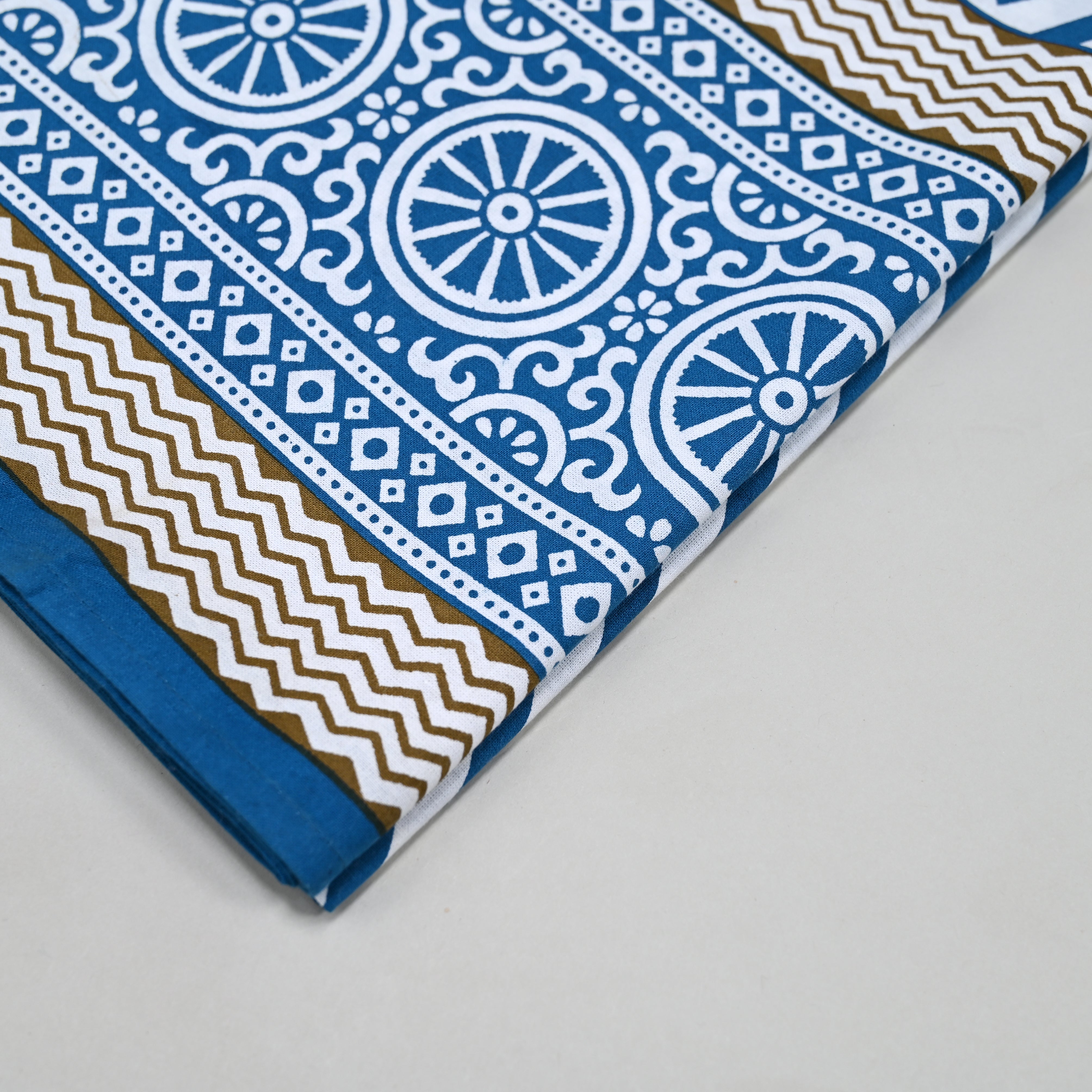 Chevron Traditional 4 Seater Table Cover