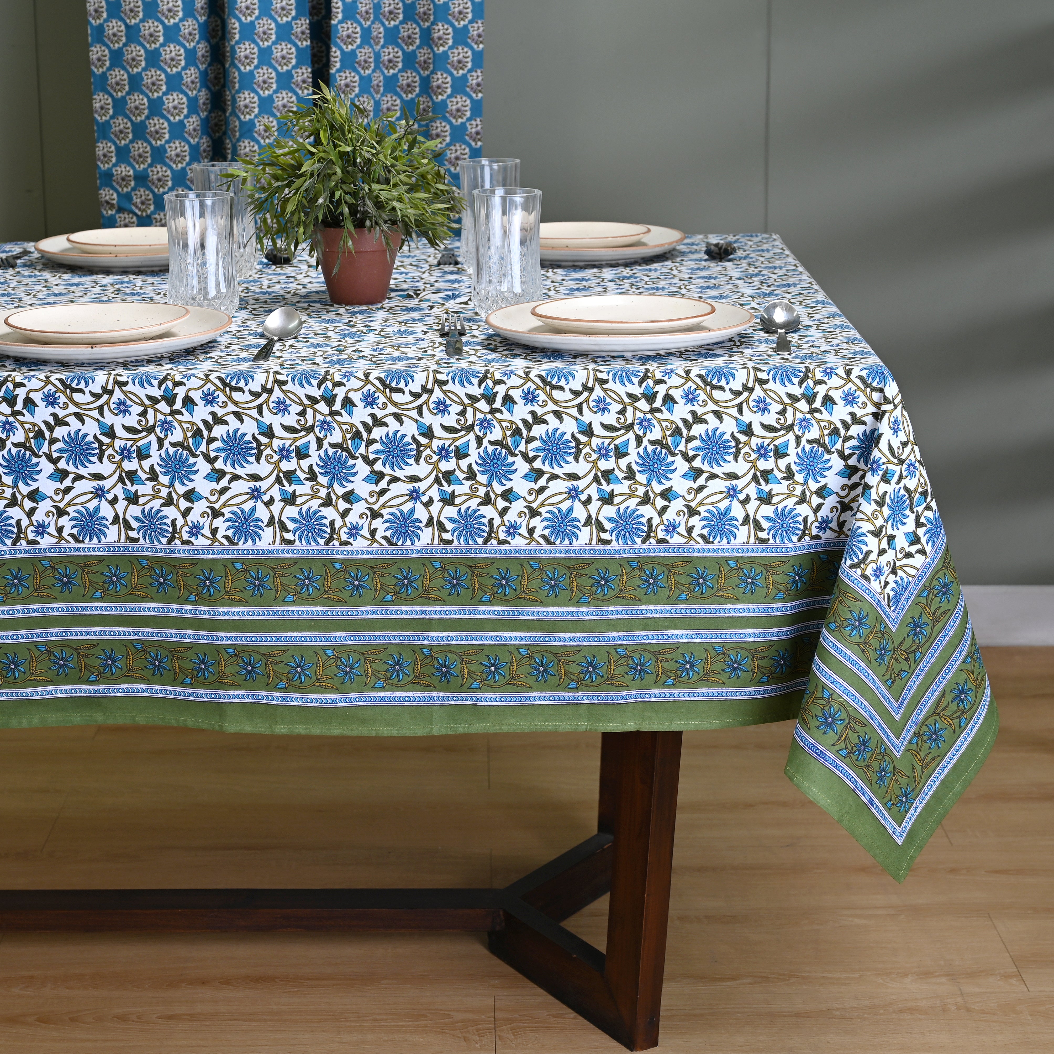 Mughal Classic4 Seater Table Cover