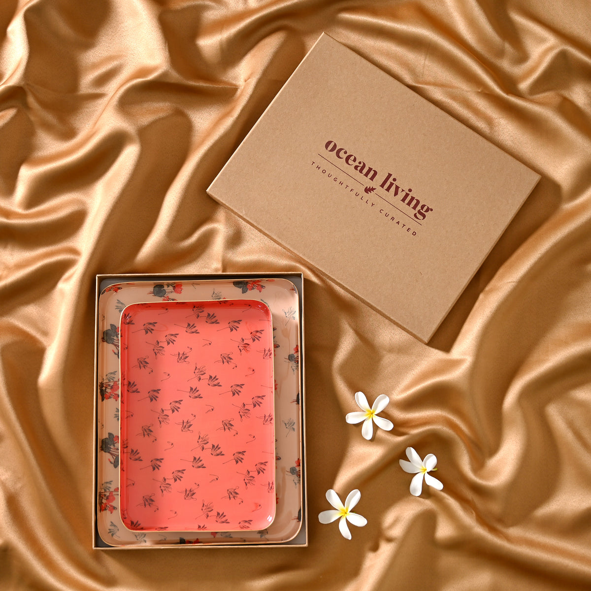 Floral Harmony Set of Two Aluminium Trays