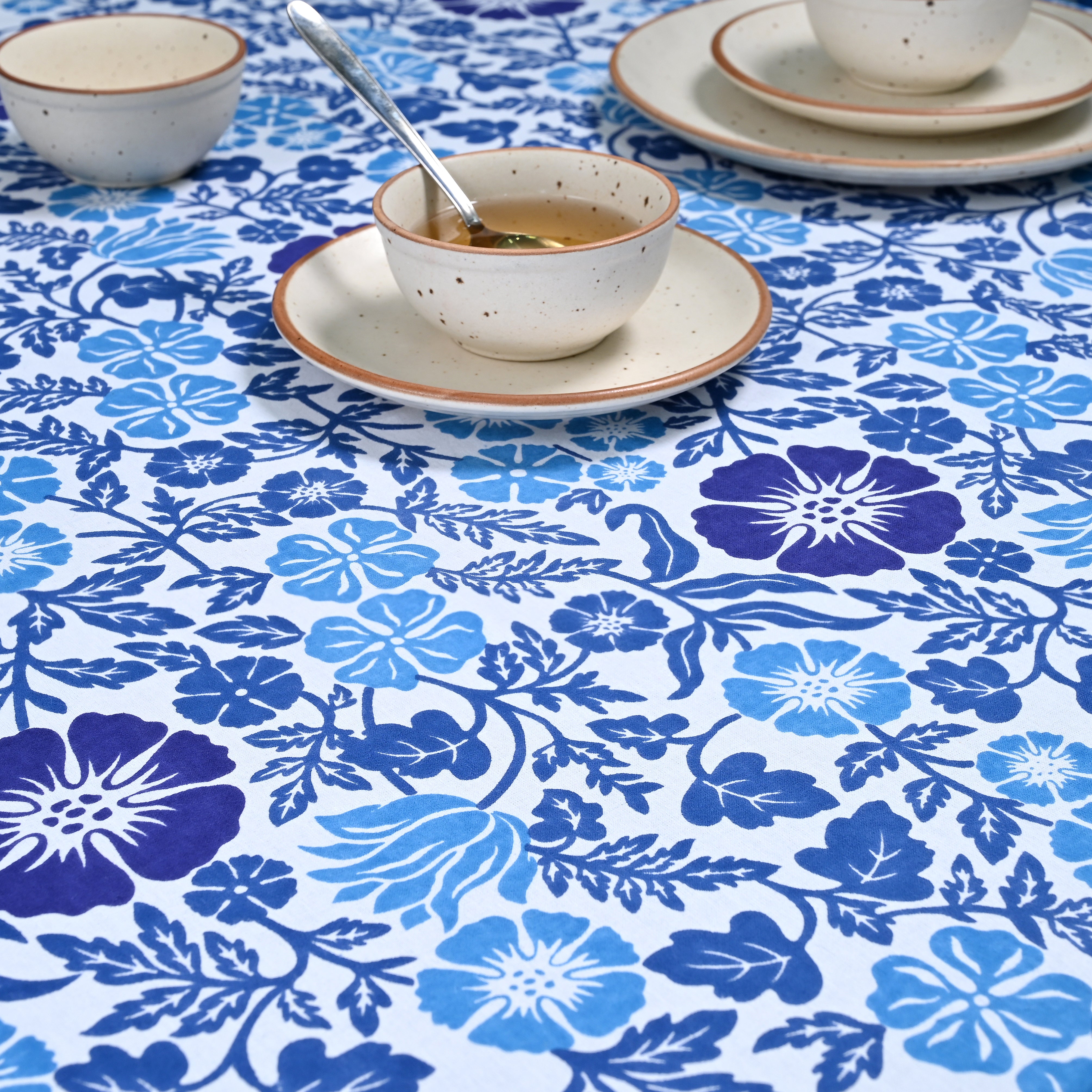 Linen Floral 12 Seater Table Cover