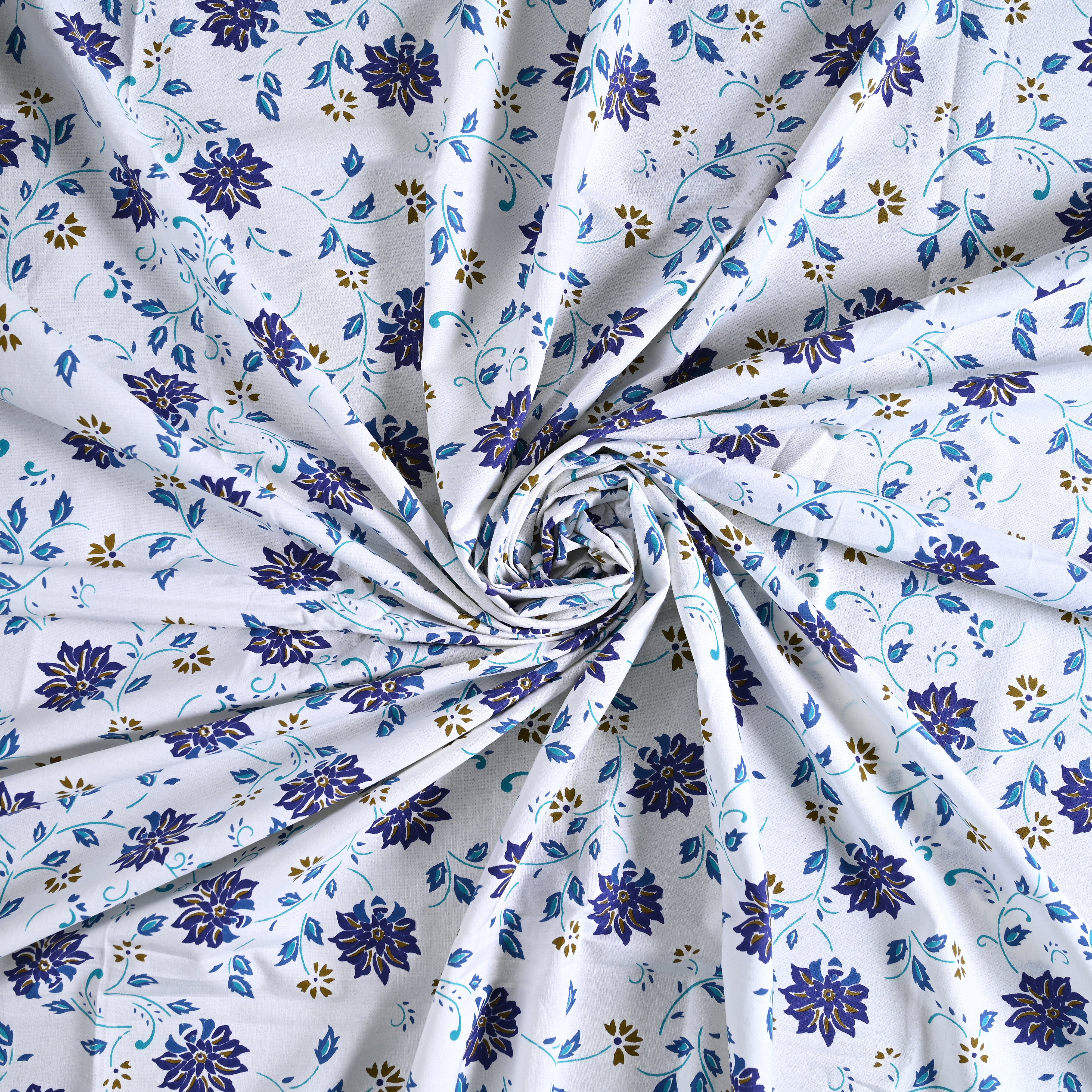 Anokha 12 Seater Table Cover
