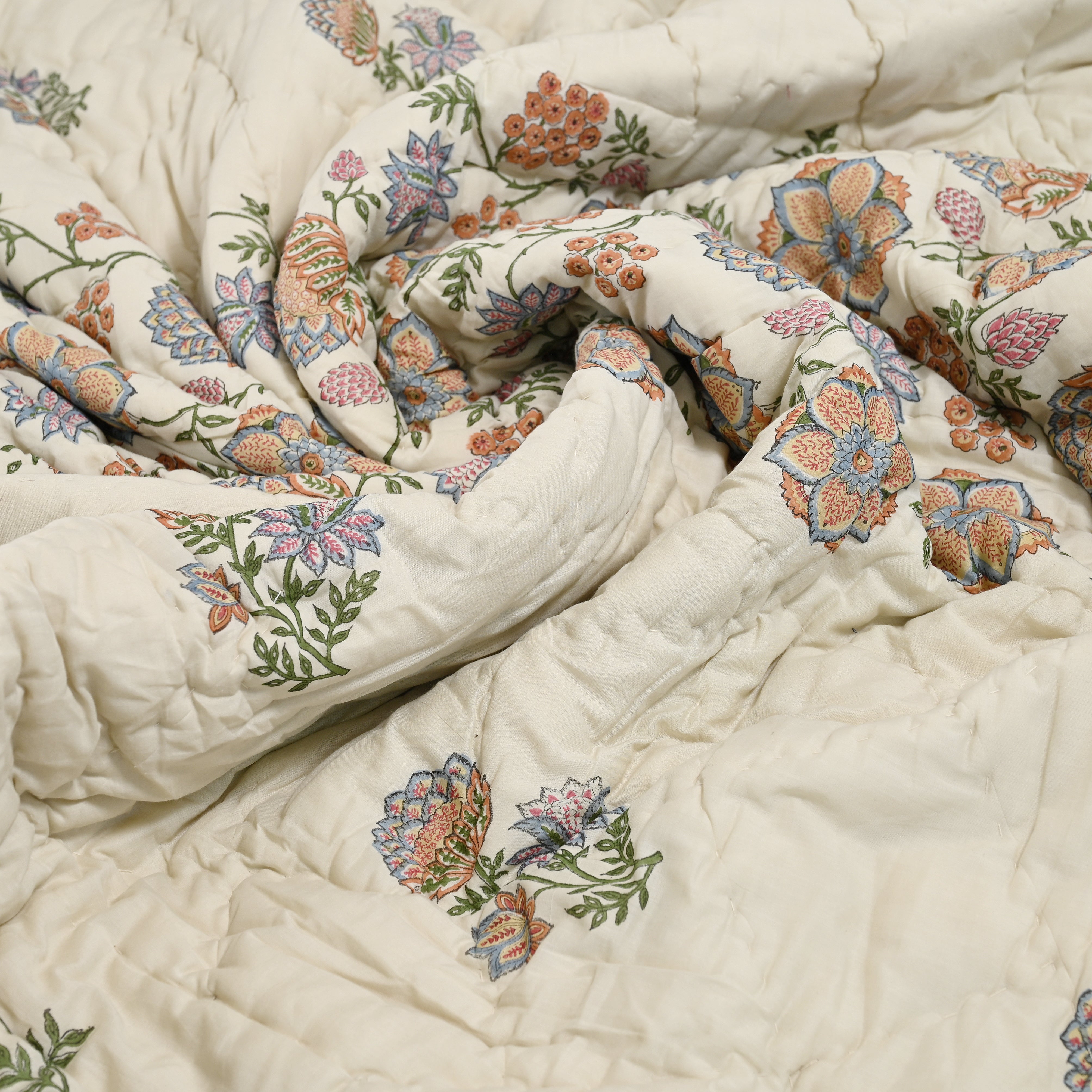 Vintage Victoria Bedding Set