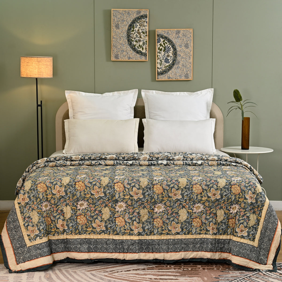 Floral Fantasy Floral Print Cotton Quilt – Handcrafted Jaipuri Bedding