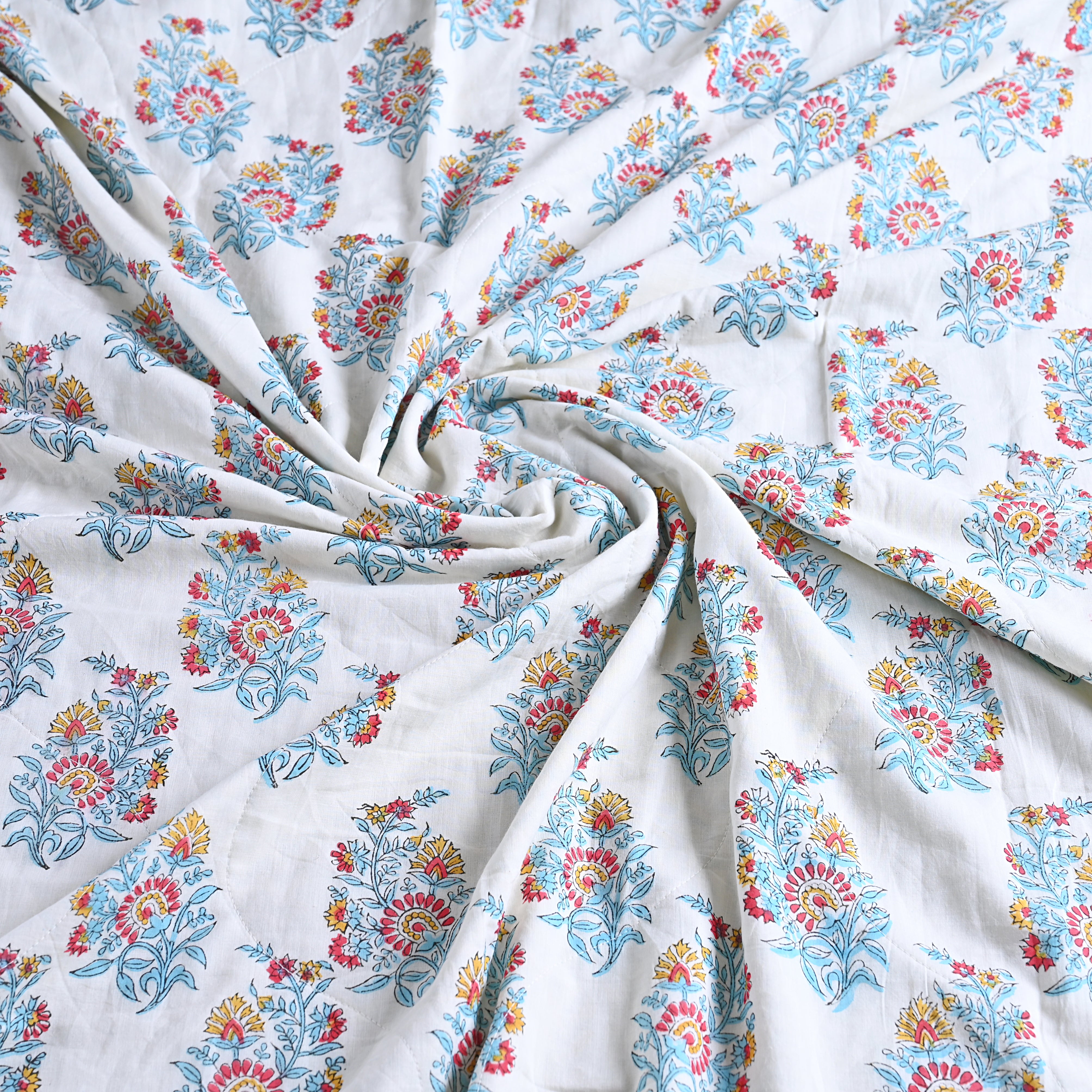 Malti Lightwight Flannel Filled, Soft Summer Blanket/ Dohar