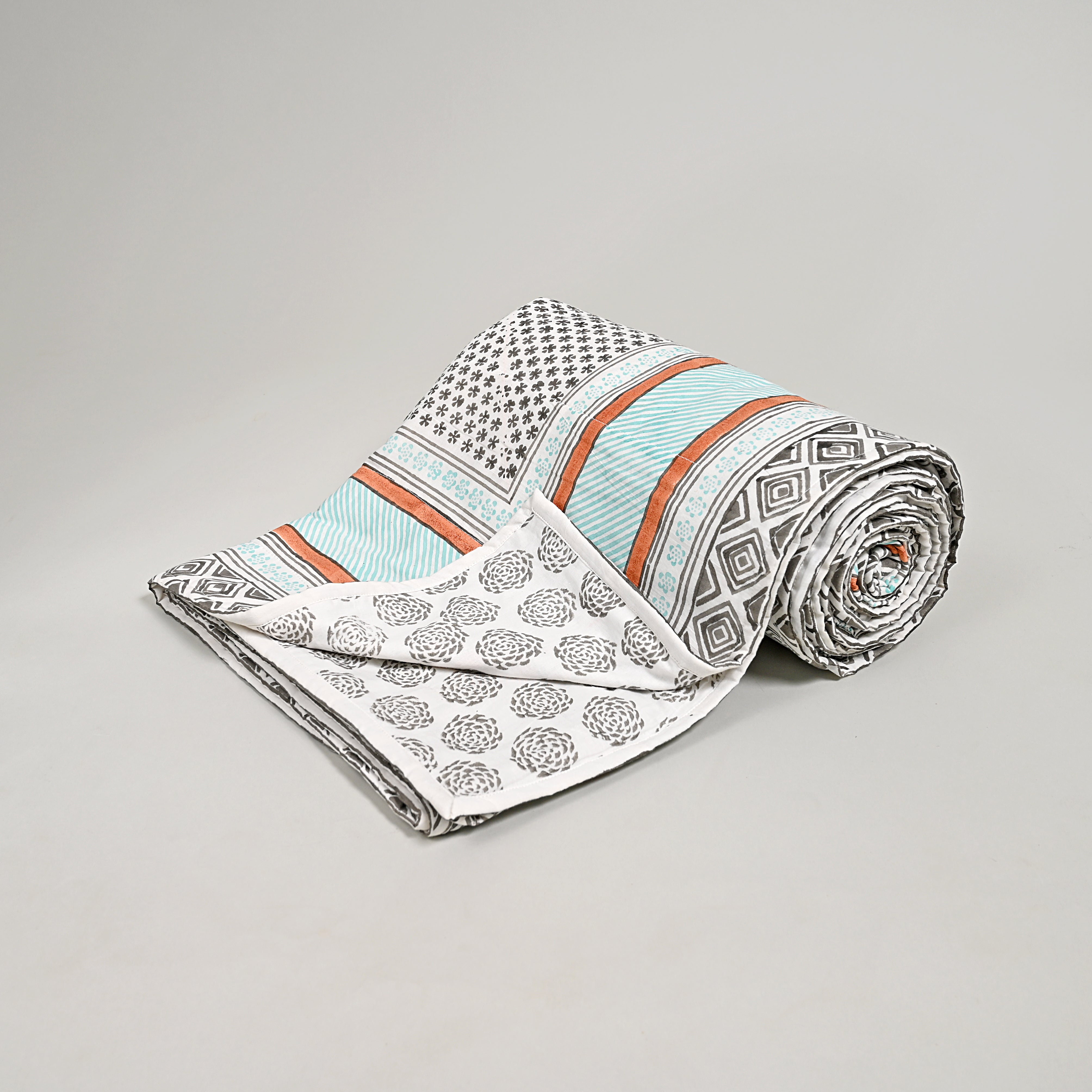Euphoria Lightwight Flannel Filled, Soft Summer Blanket/ Dohar