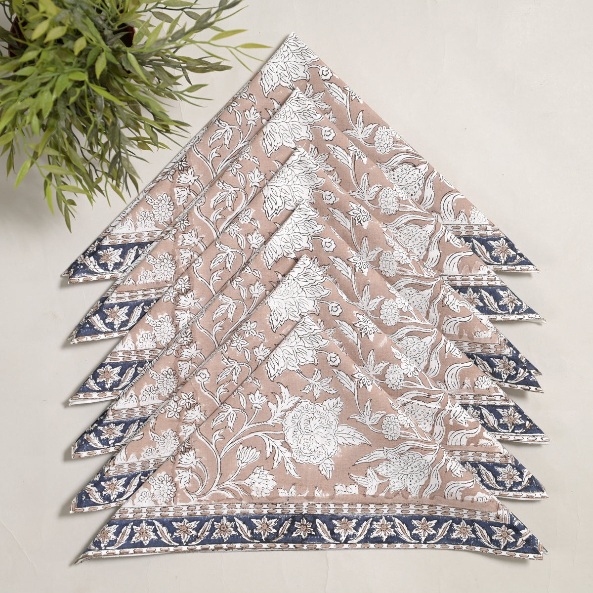 Flo Block Printed Napkin 6 Pc Set (Taupe)