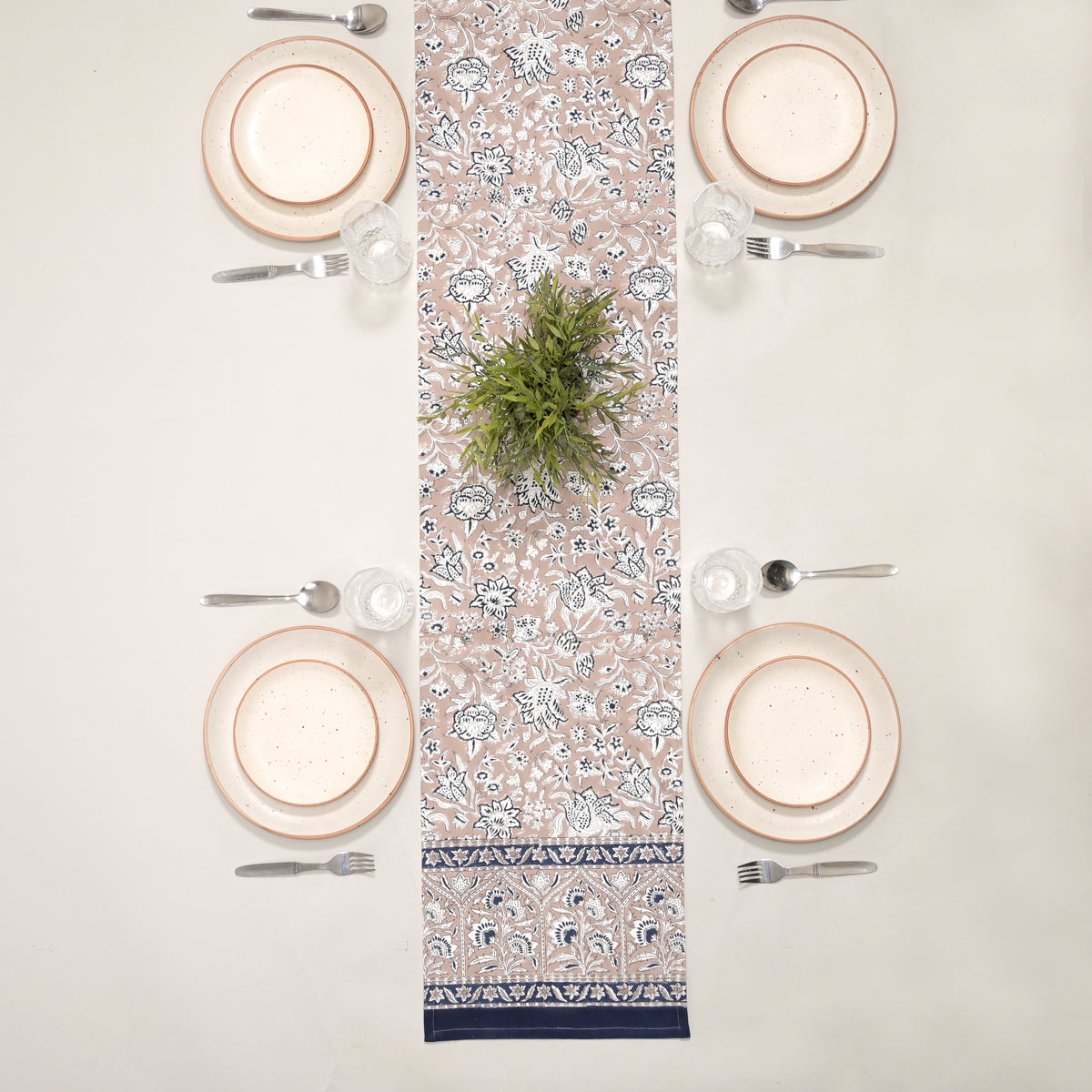 Florence Table Runner