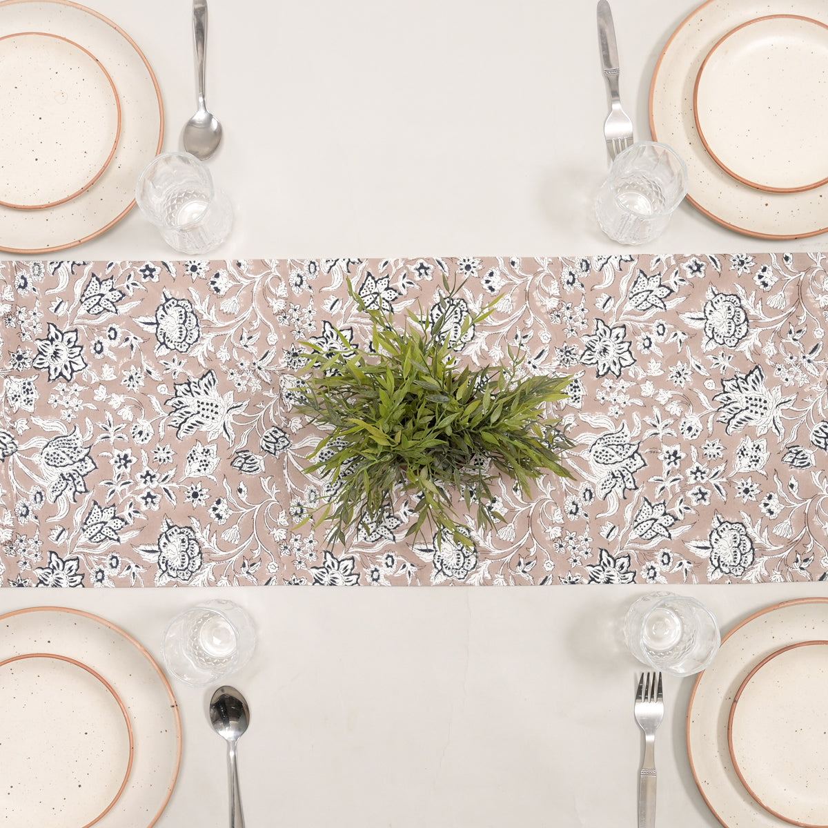 Florence Table Runner