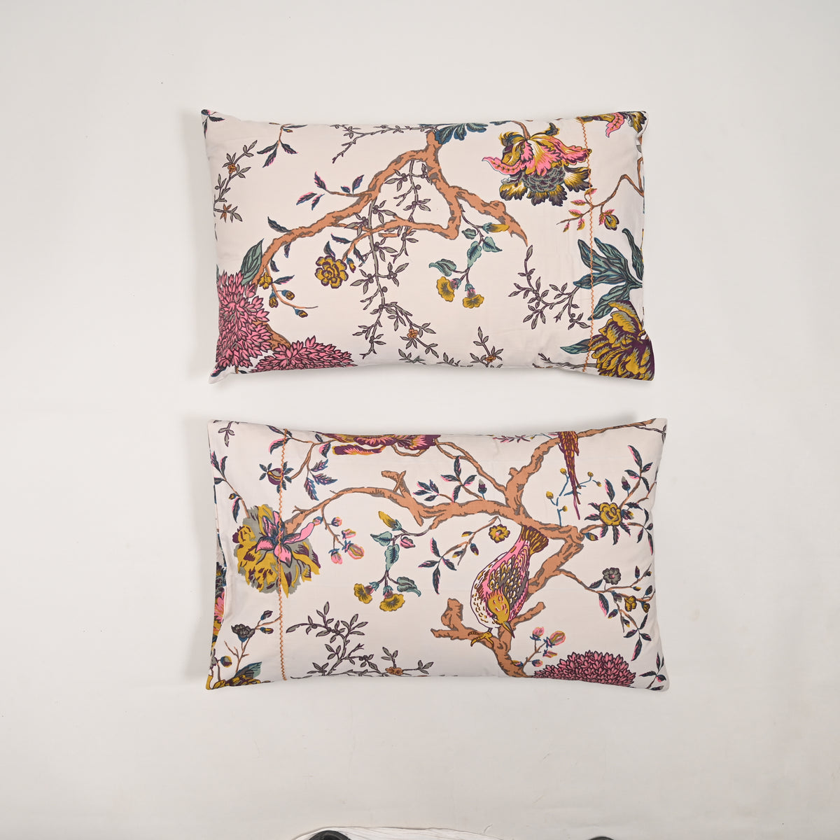 Gracious 300 TC Embroidered Pillow Covers – Set of 2