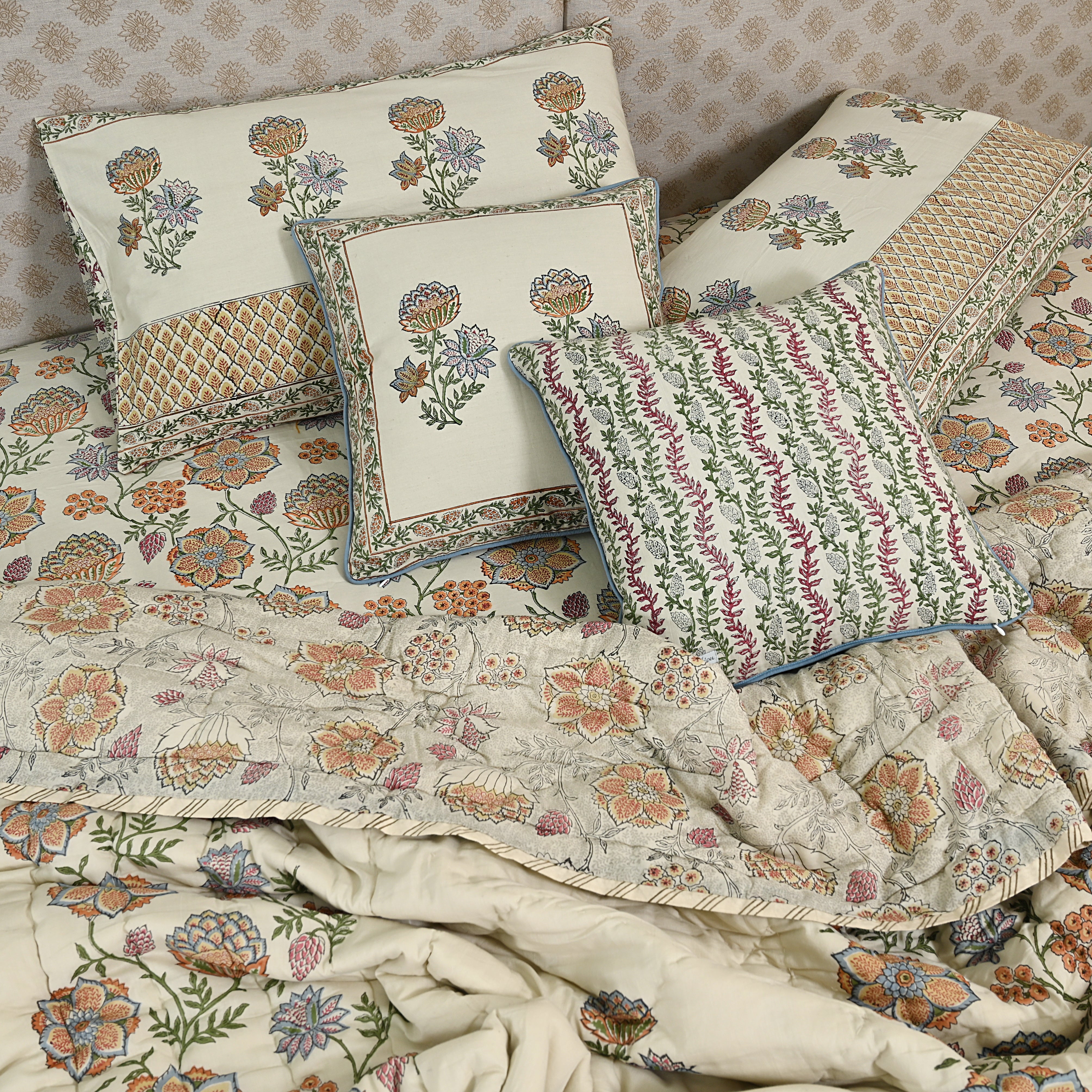 Vintage Victoria Bedding Set