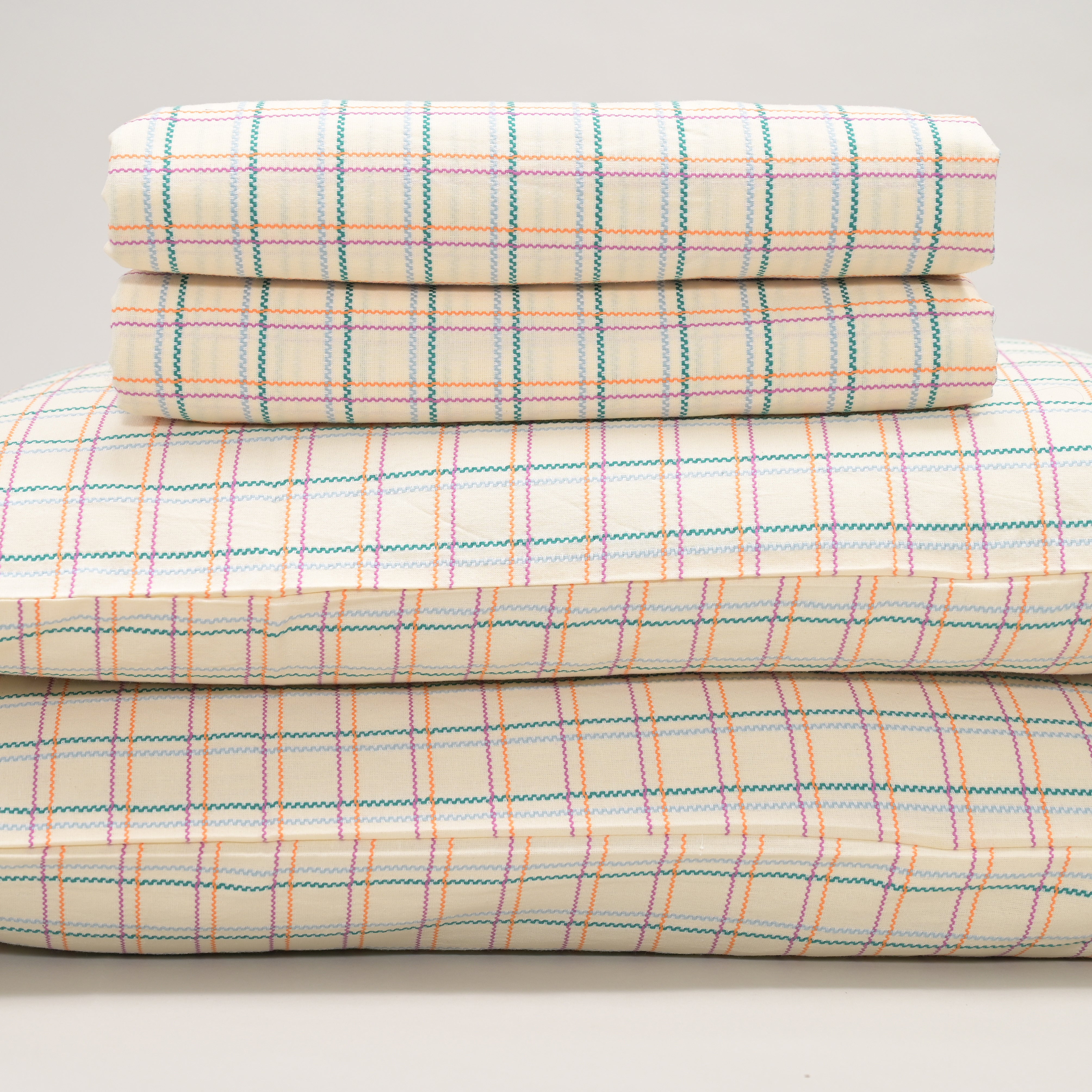 Wavy Checks Bedsheet