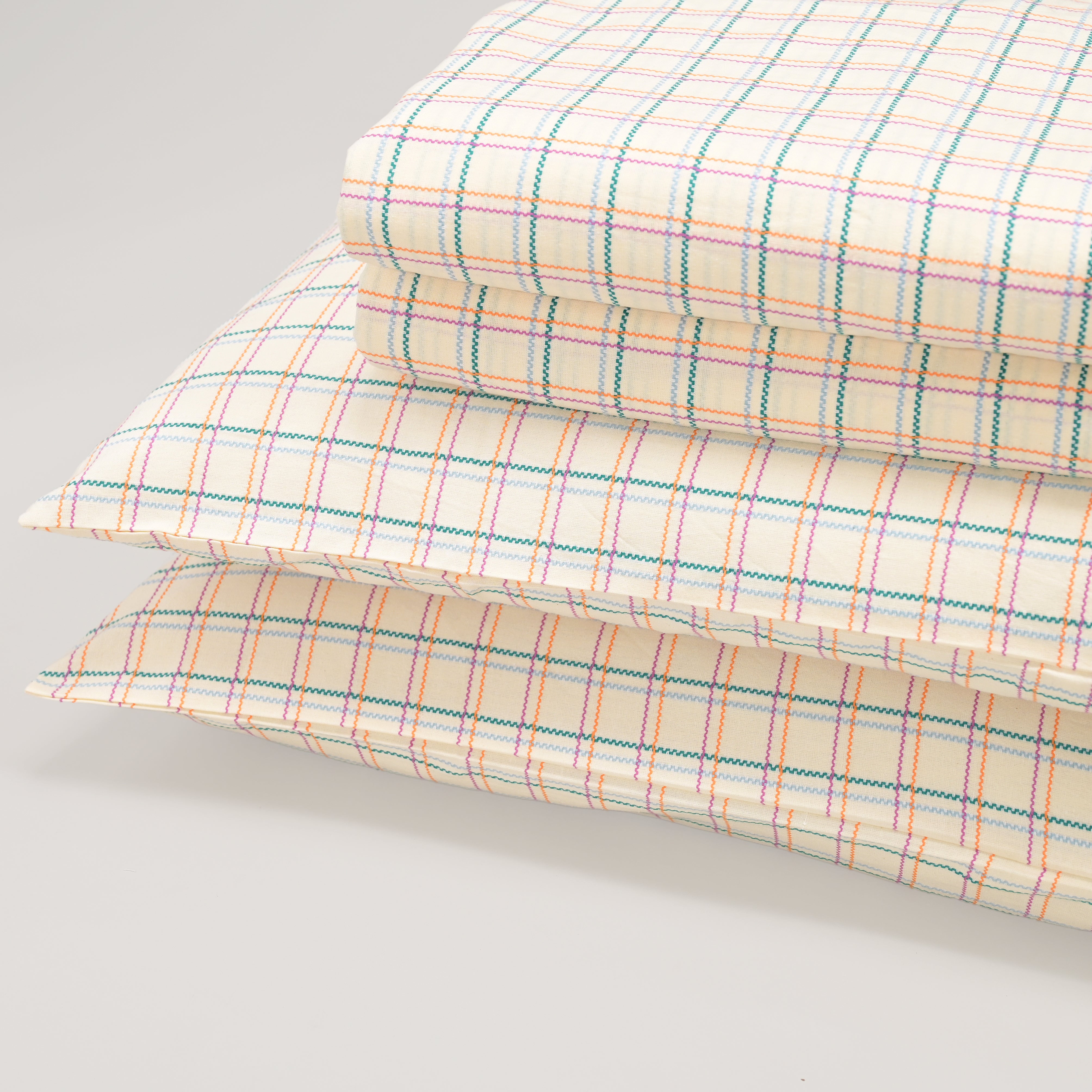 Wavy Checks Bedsheet