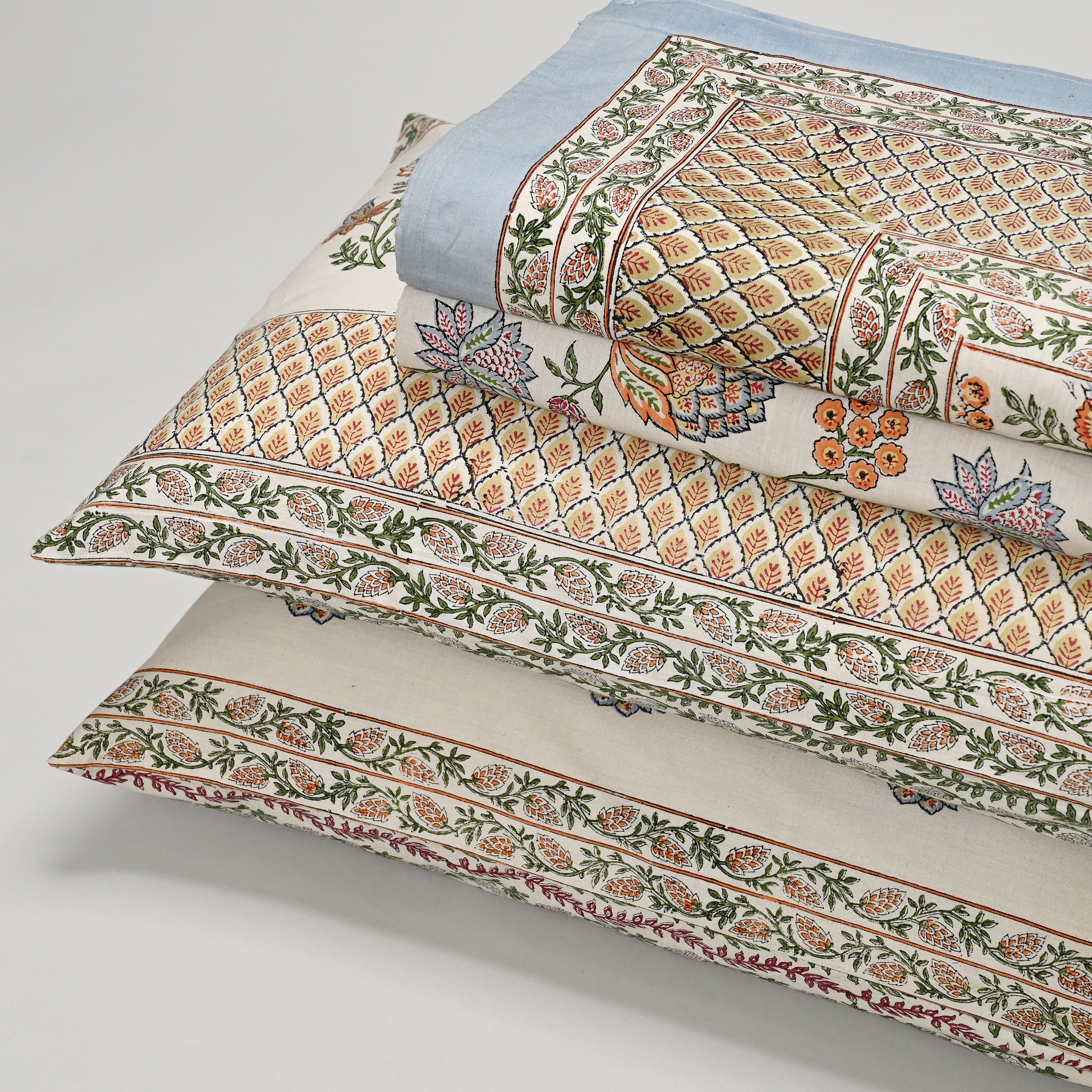 Victoria Vintage Bed Sheet