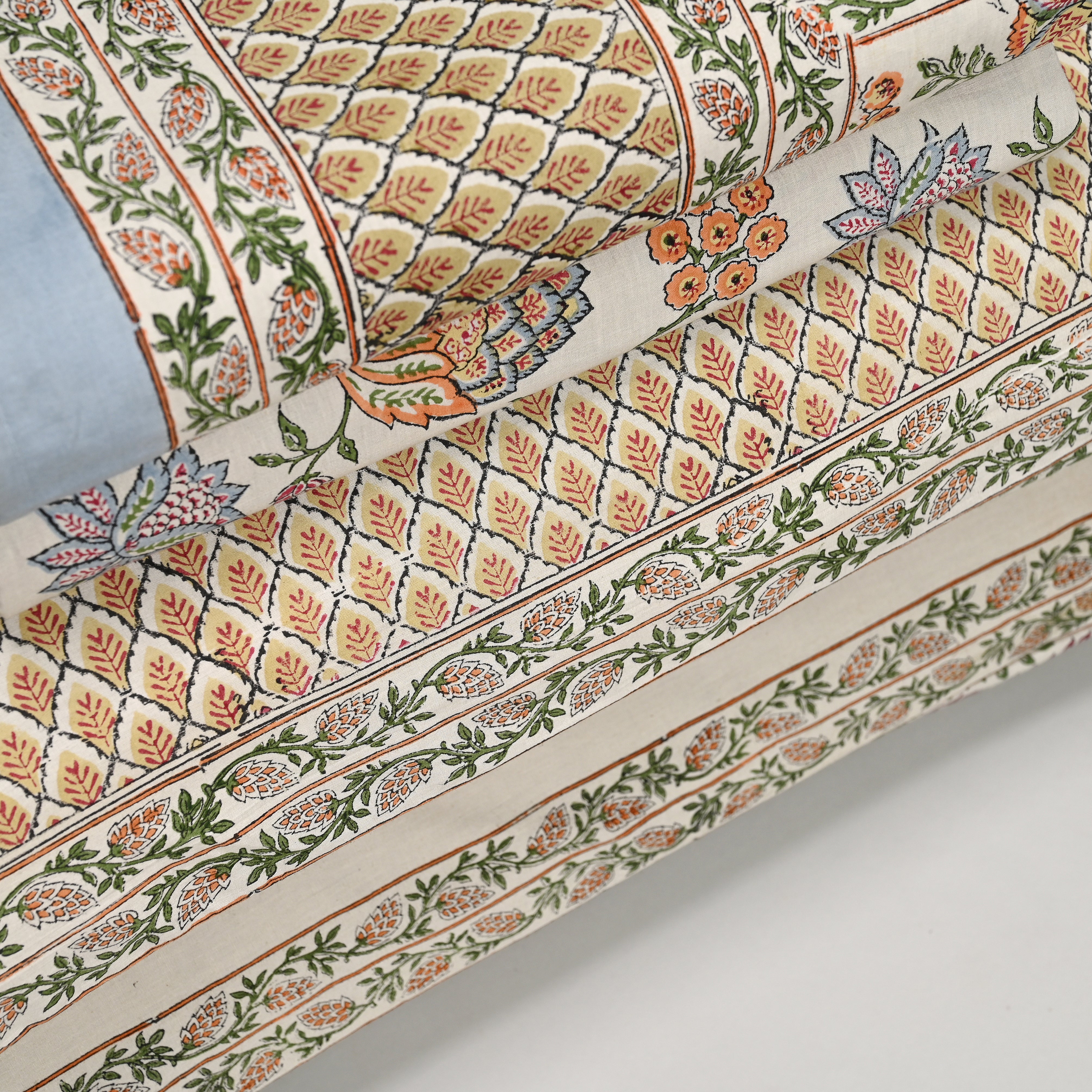 Victoria Vintage Bed Sheet