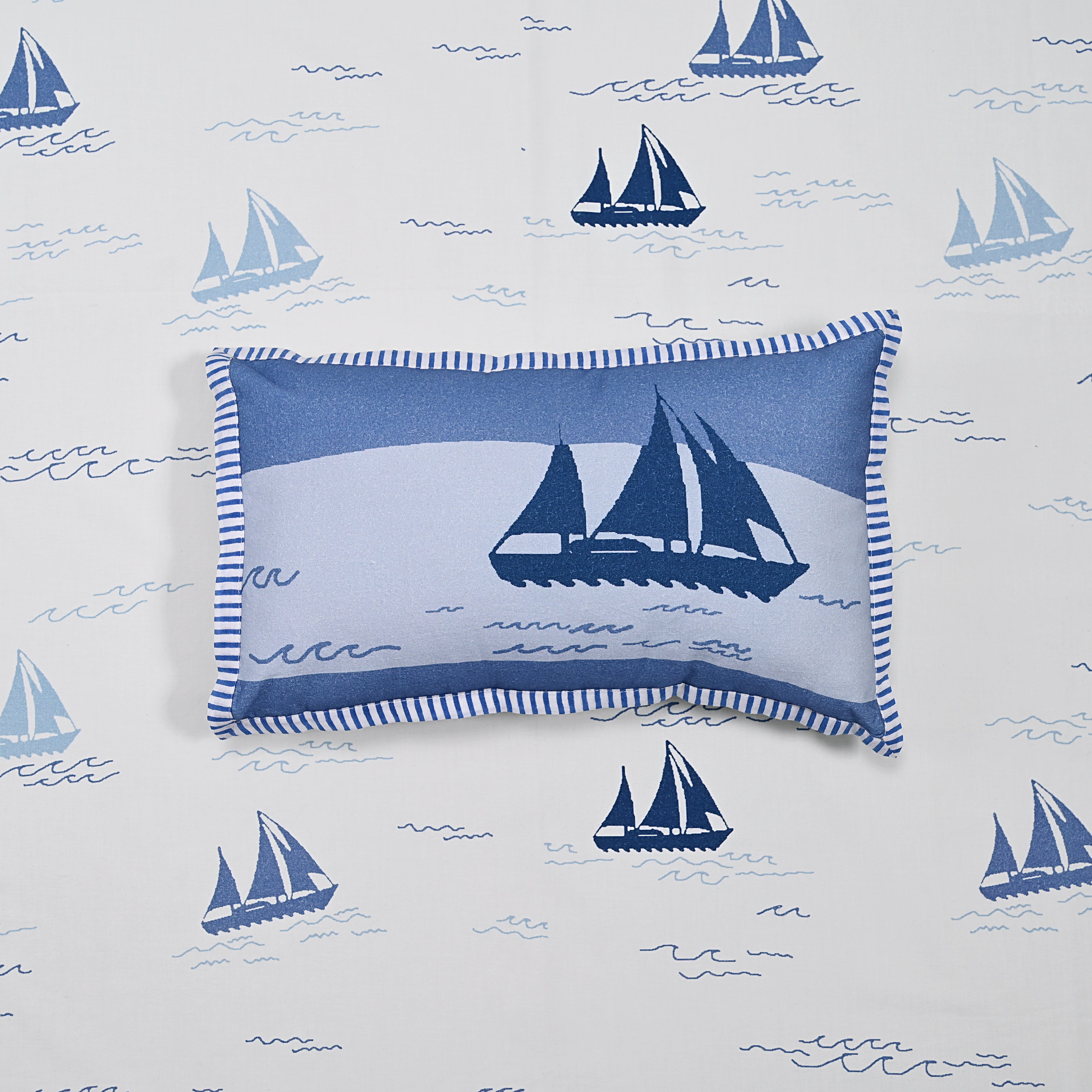 Bedsheet + Pillow