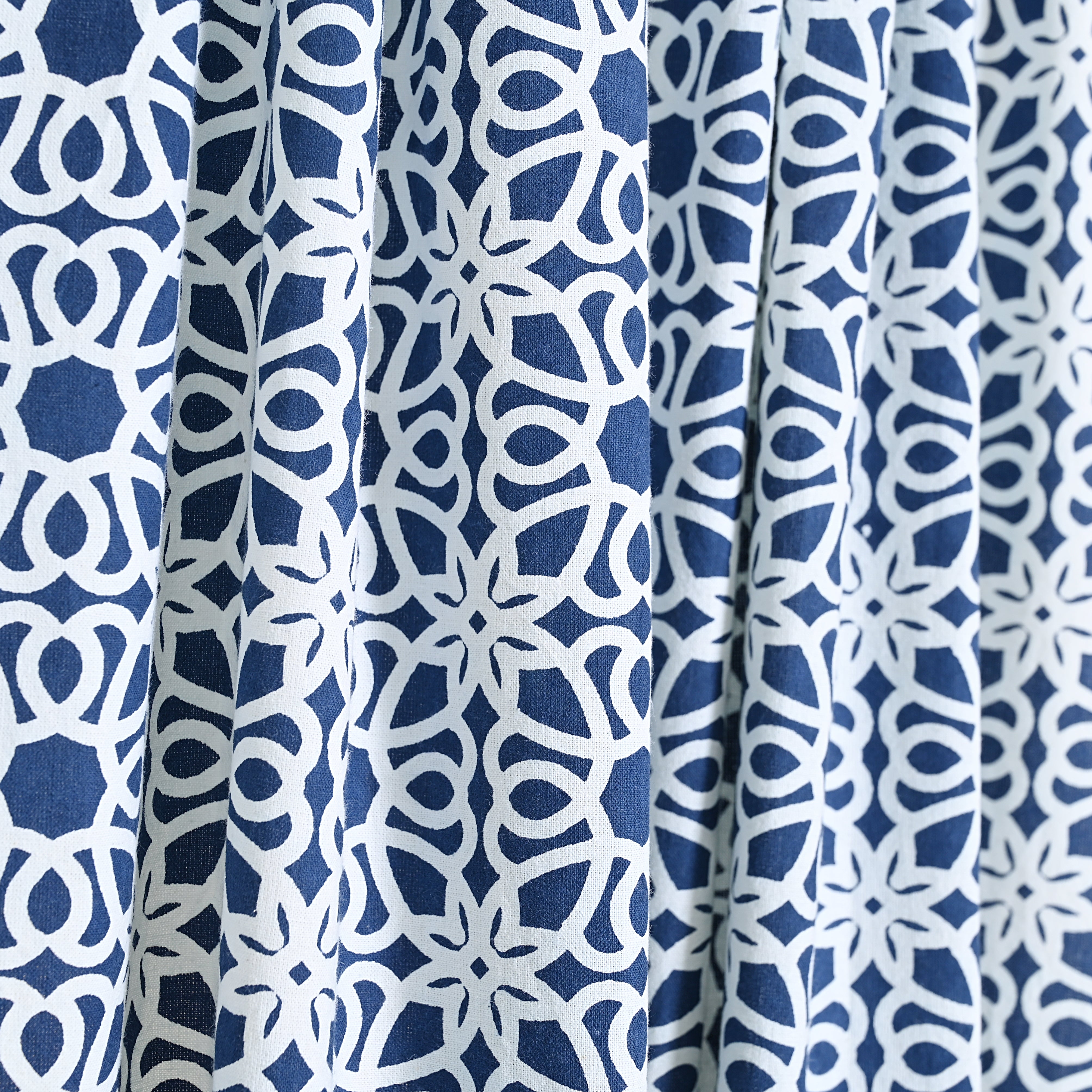 Labyrinth Enigma Curtain 2 Pc Set