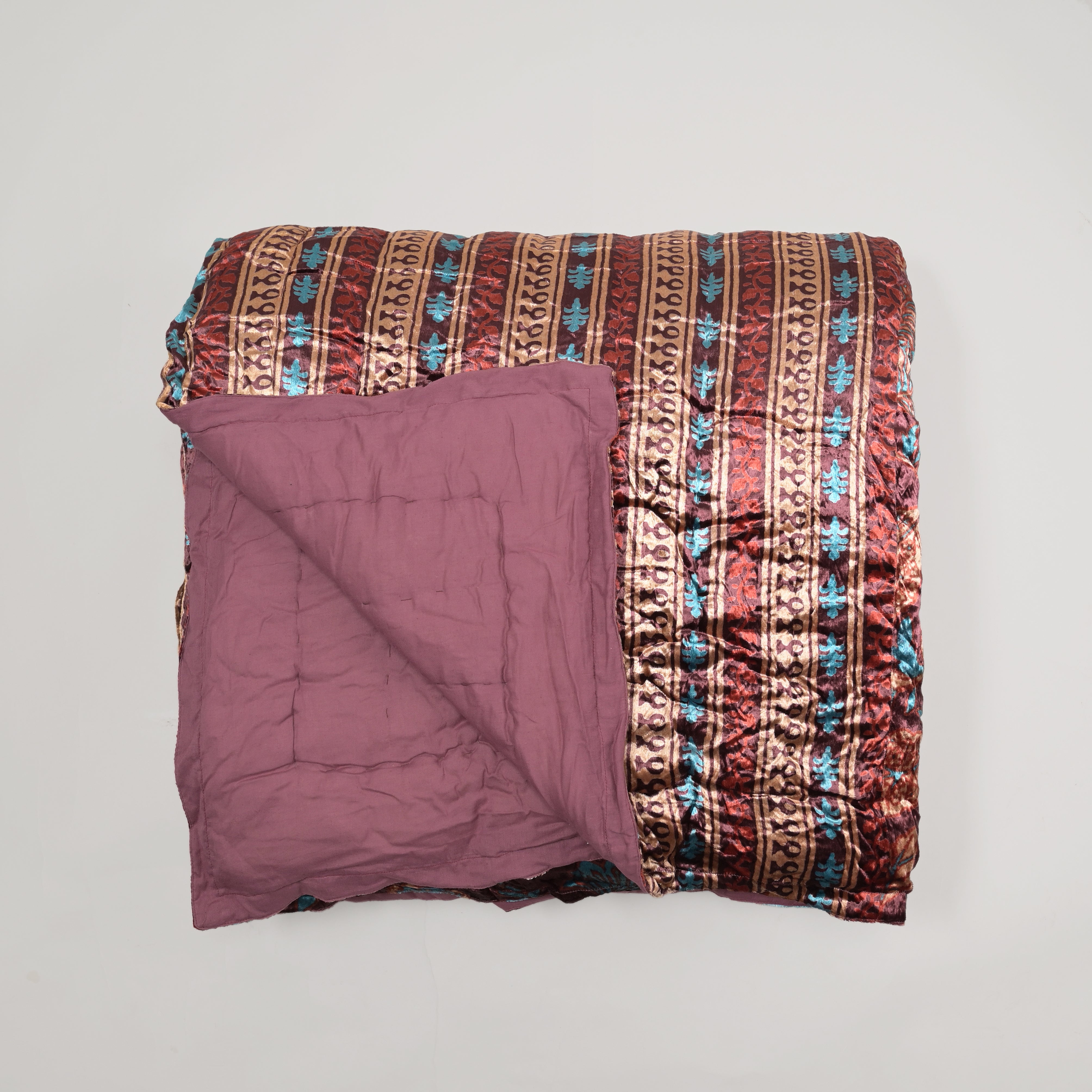 Winter Floral Velvet Bliss Quilt