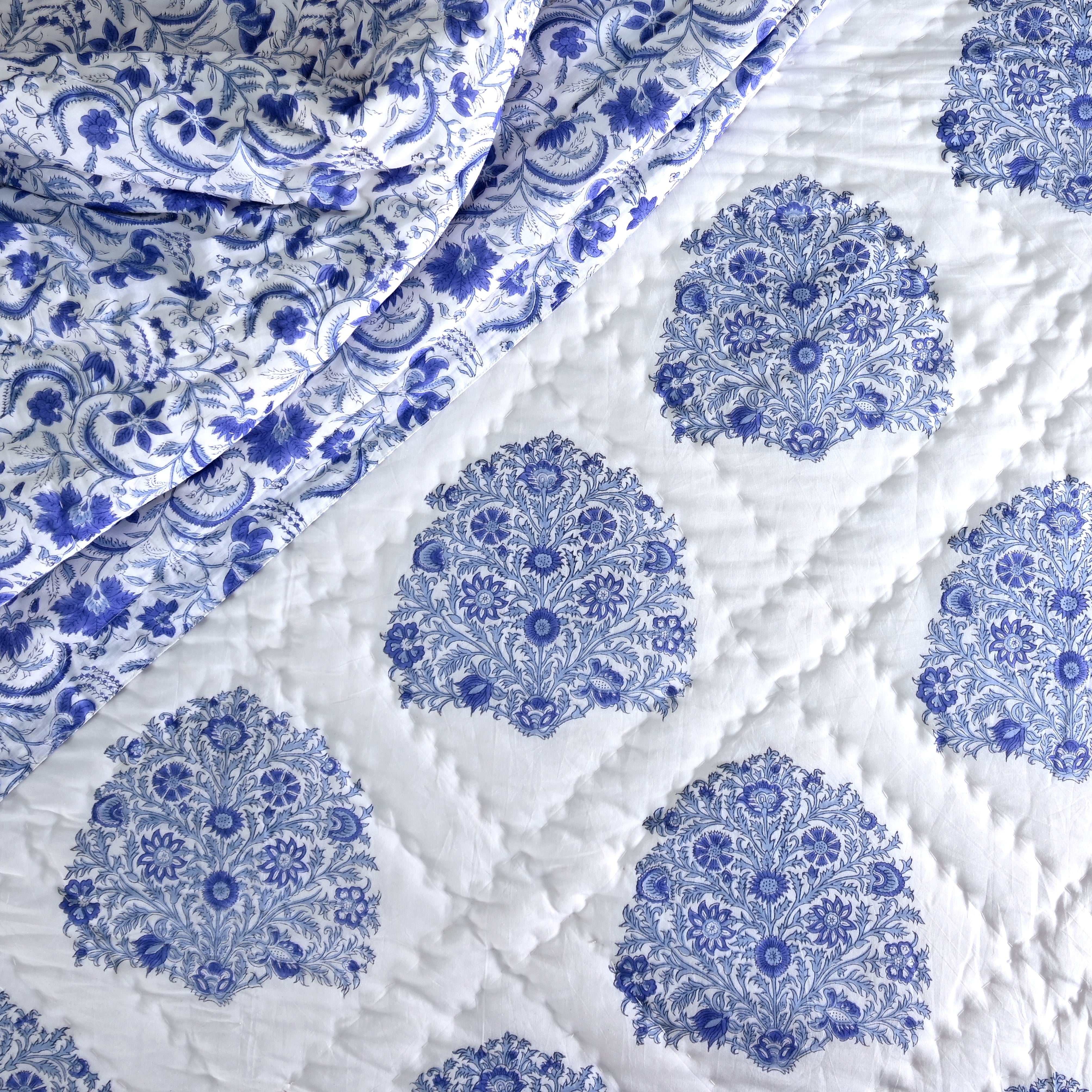 Rajmudra Premium Jaipur Reversible Quilt with pillow (2 & 3 Pc set)