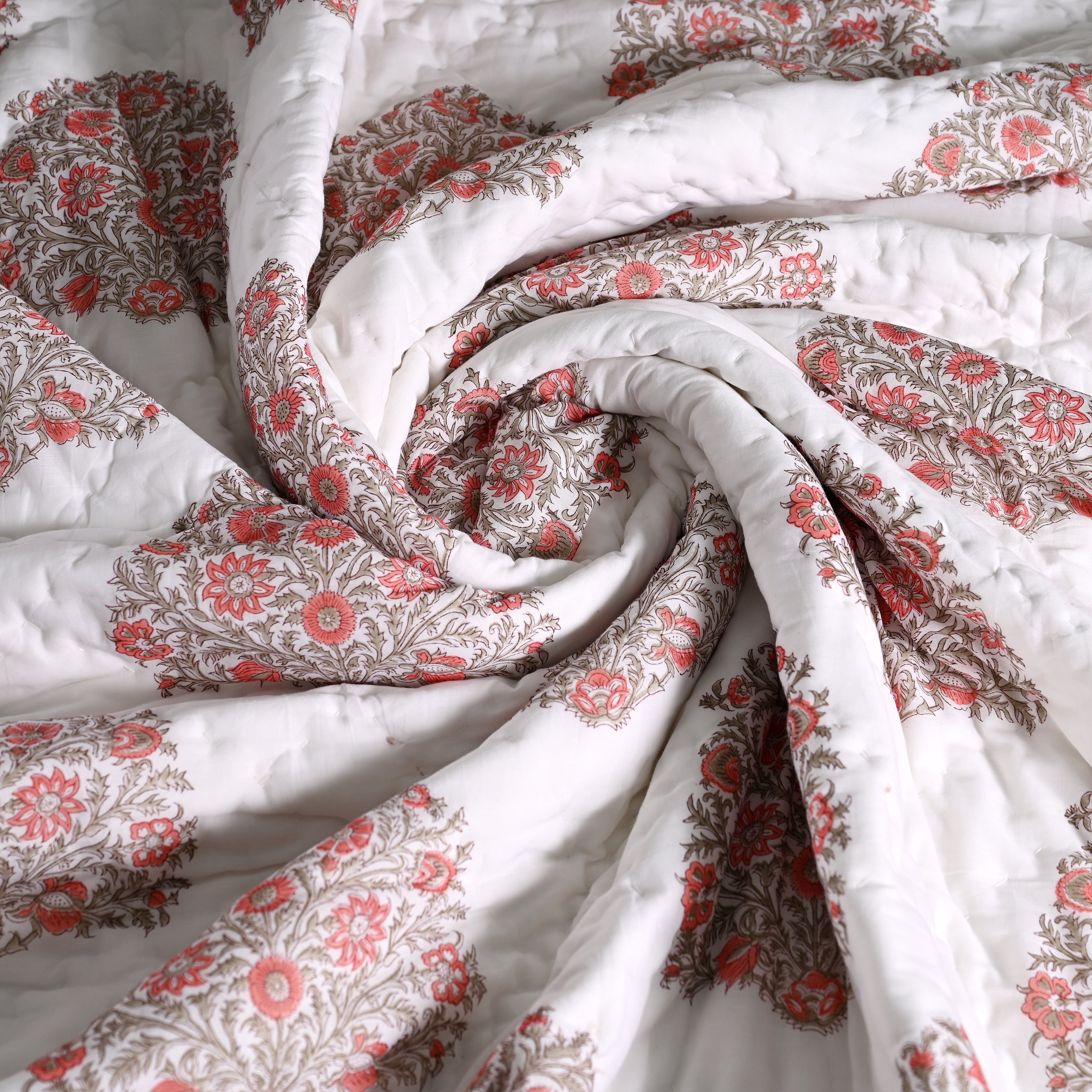 Rajmudra Premium Jaipur Reversible Quilt with pillow (2 & 3 Pc set)