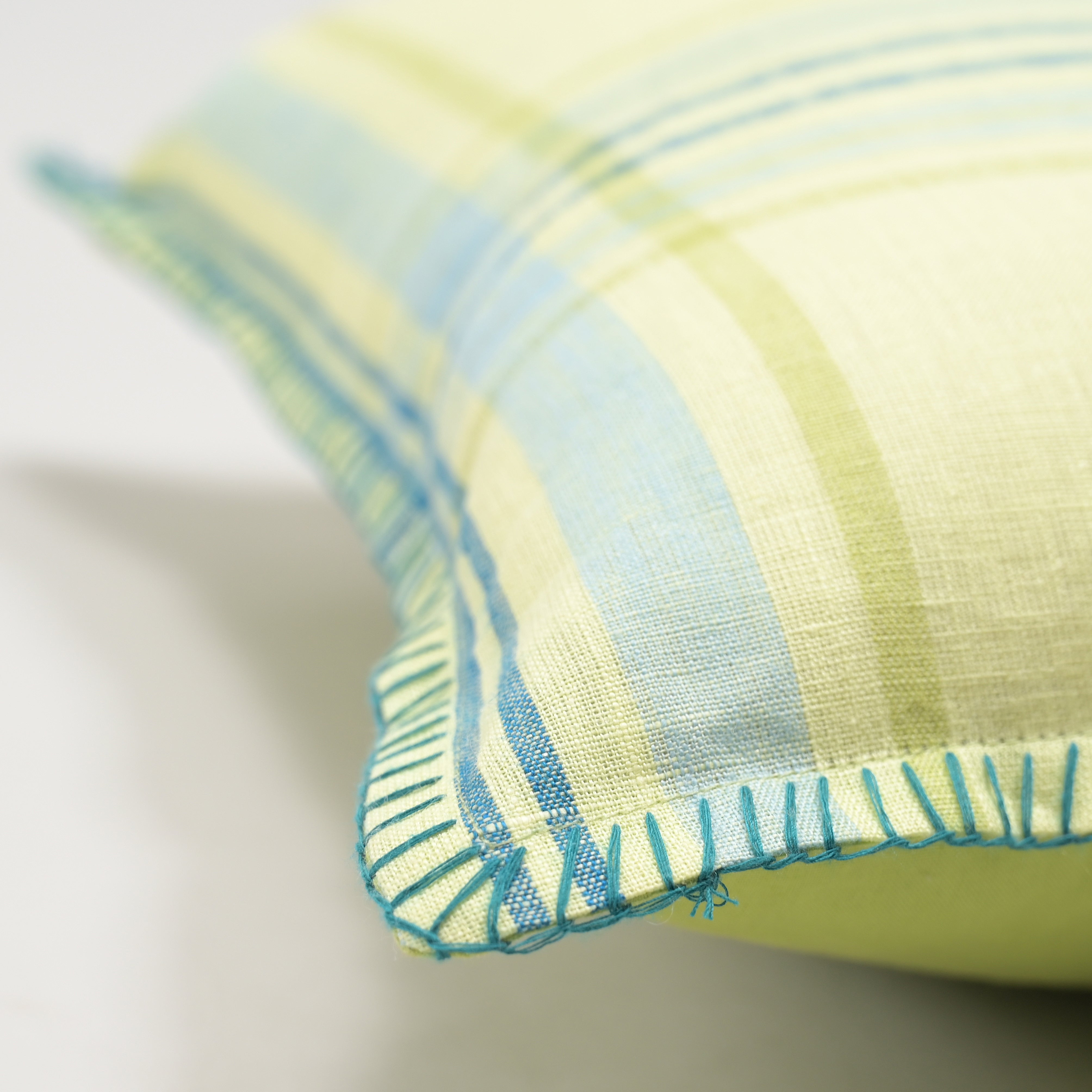 Linen Edge Elegance Cushion Cover