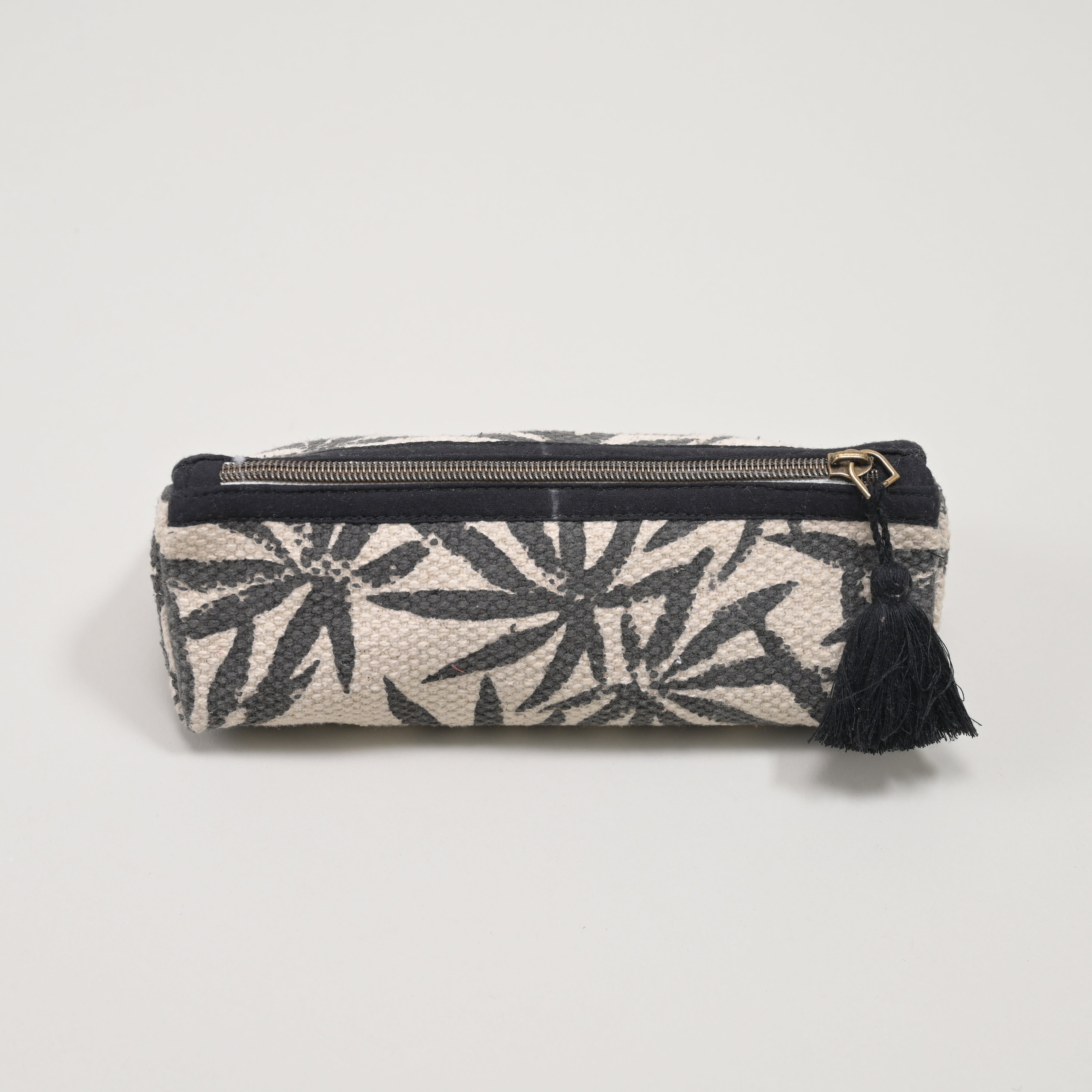 Everyday Essentials: Stationery Pouch