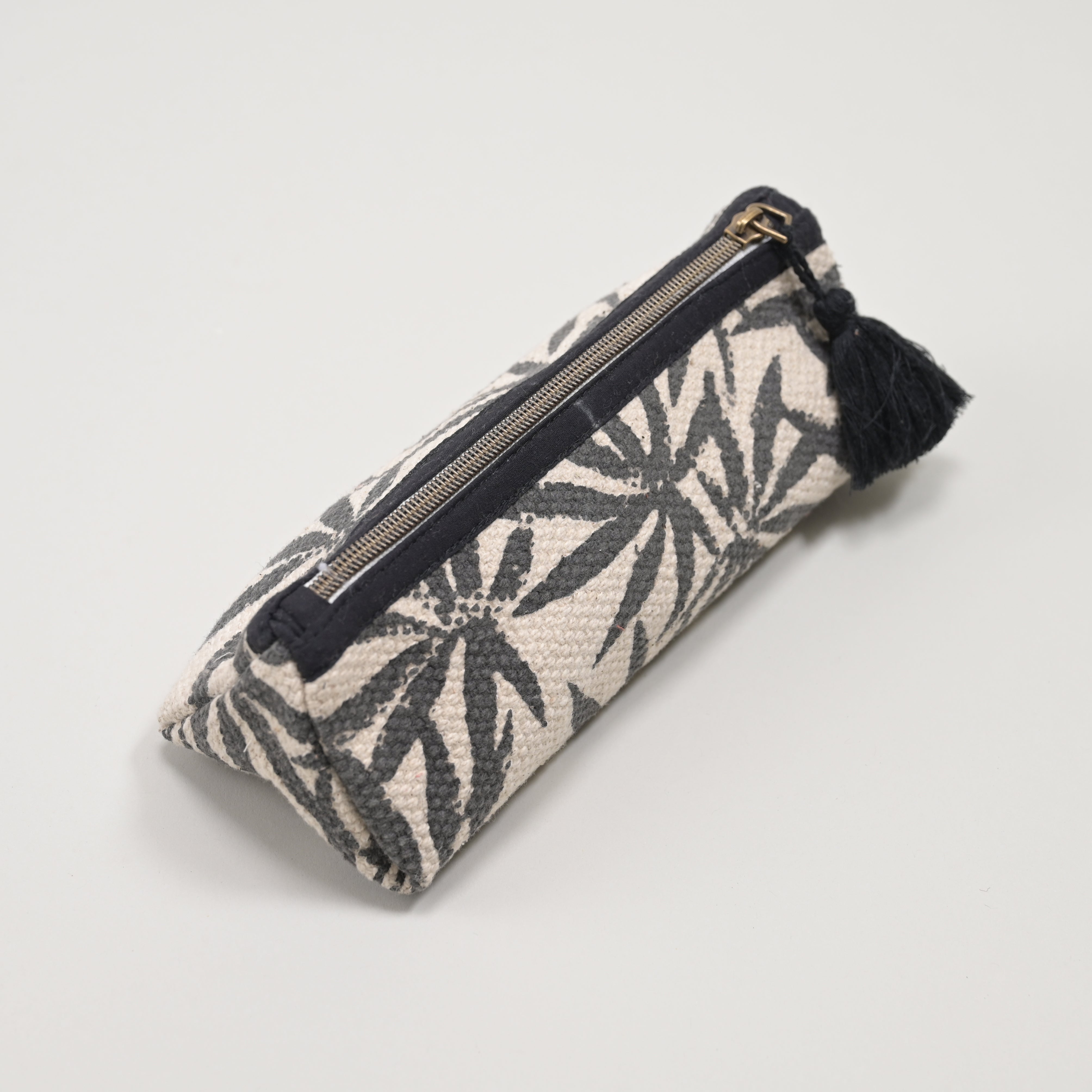 Everyday Essentials: Stationery Pouch