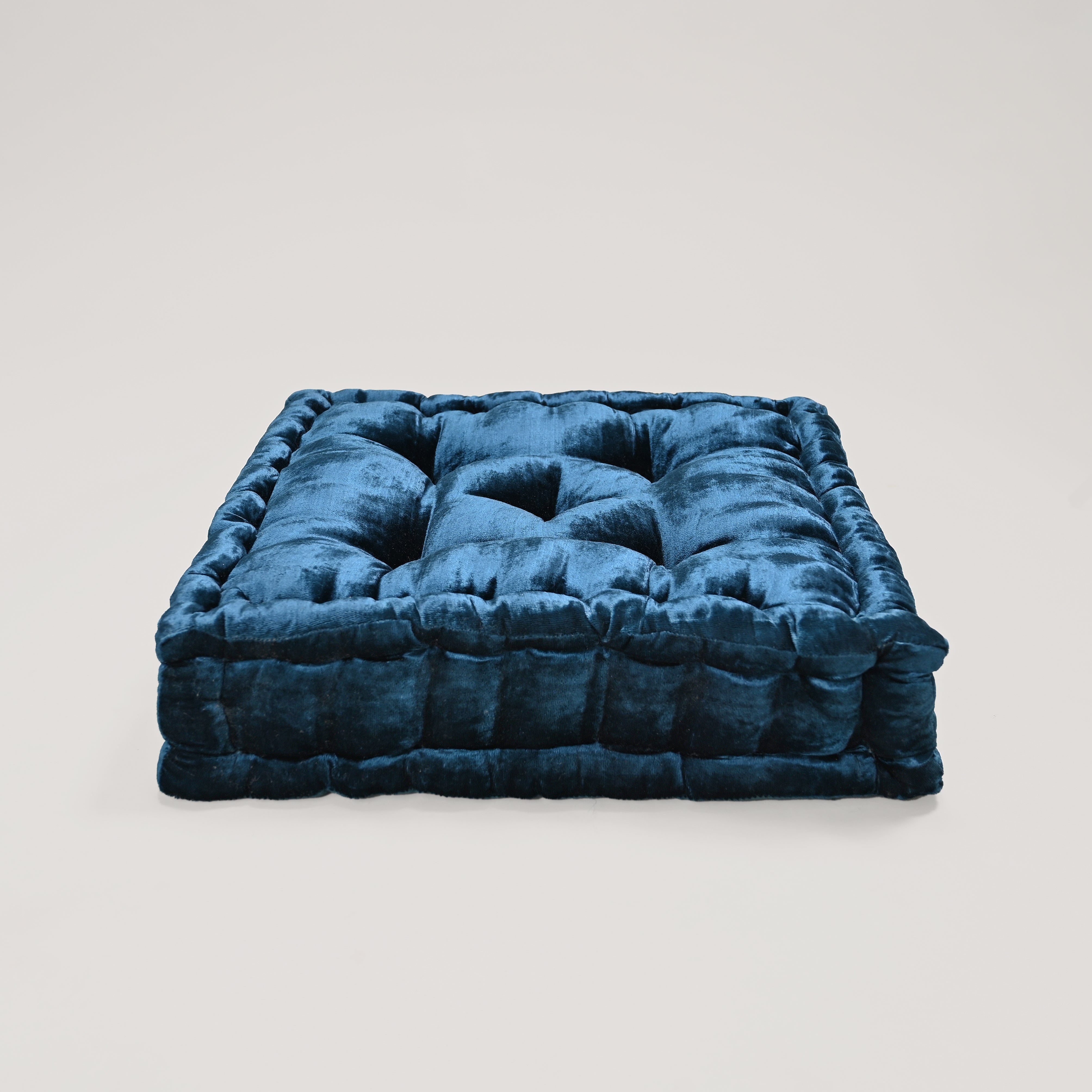 Steel Area Floor Pouf