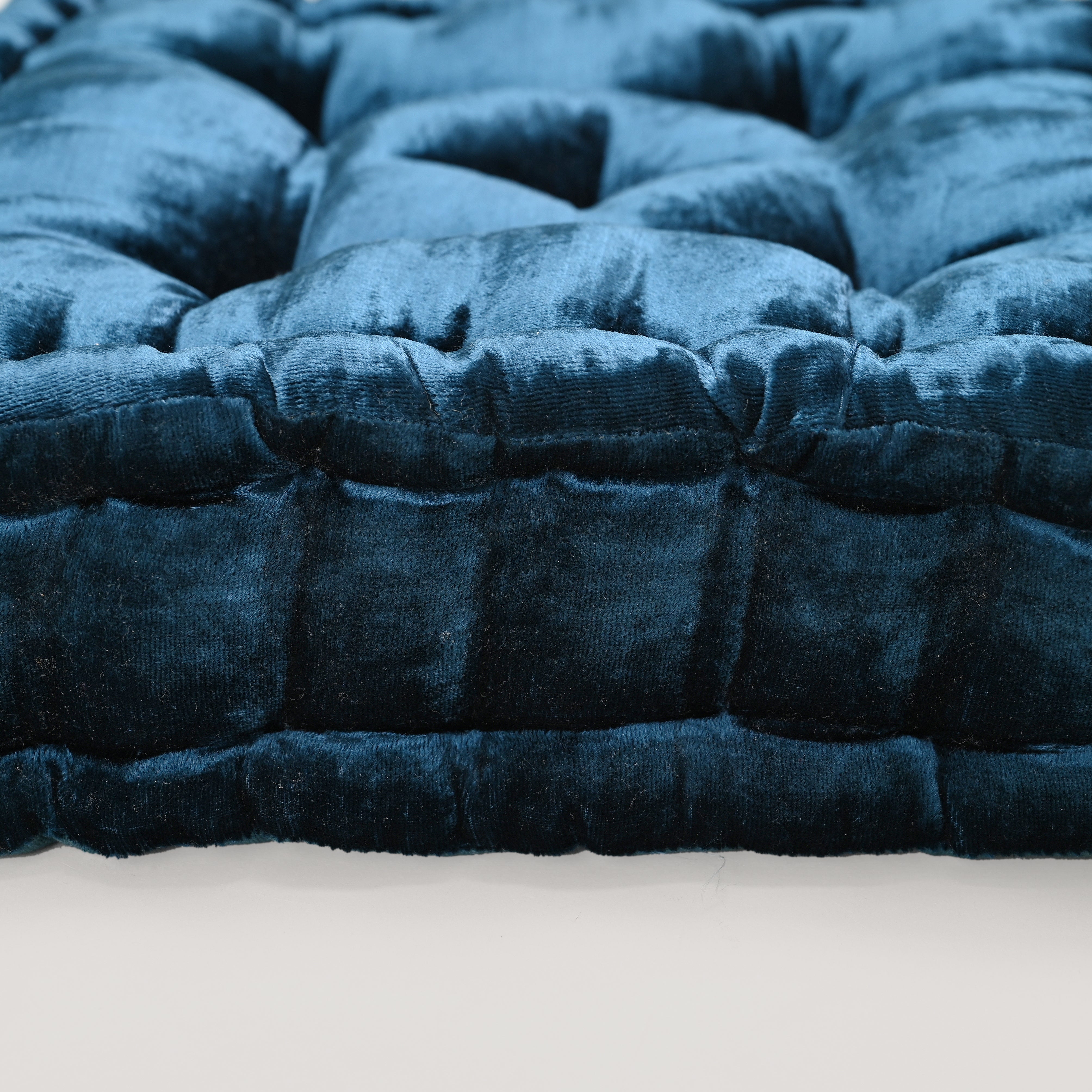Steel Area Floor Pouf