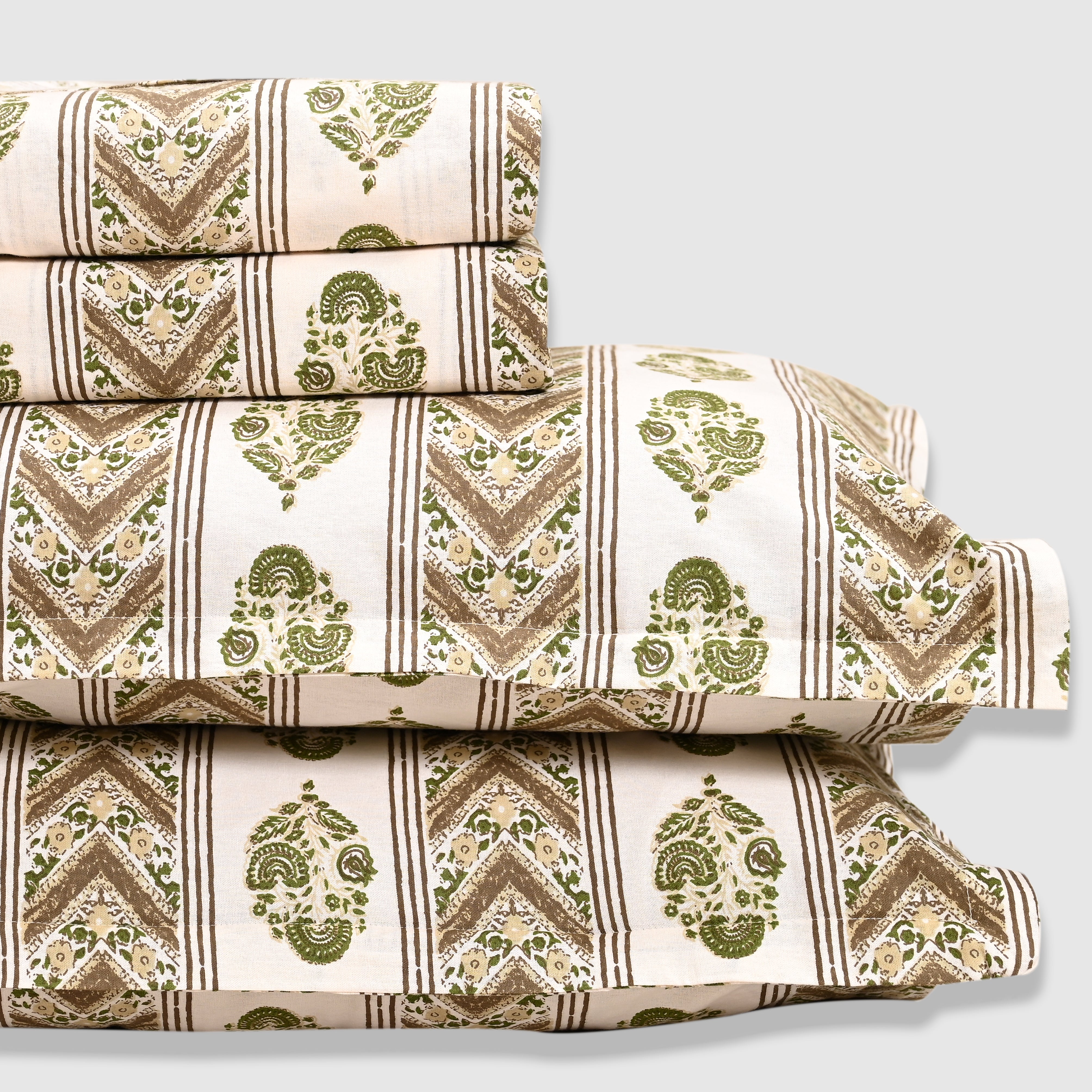 Rajvi Stria King Size Cotton Bed Sheet Set