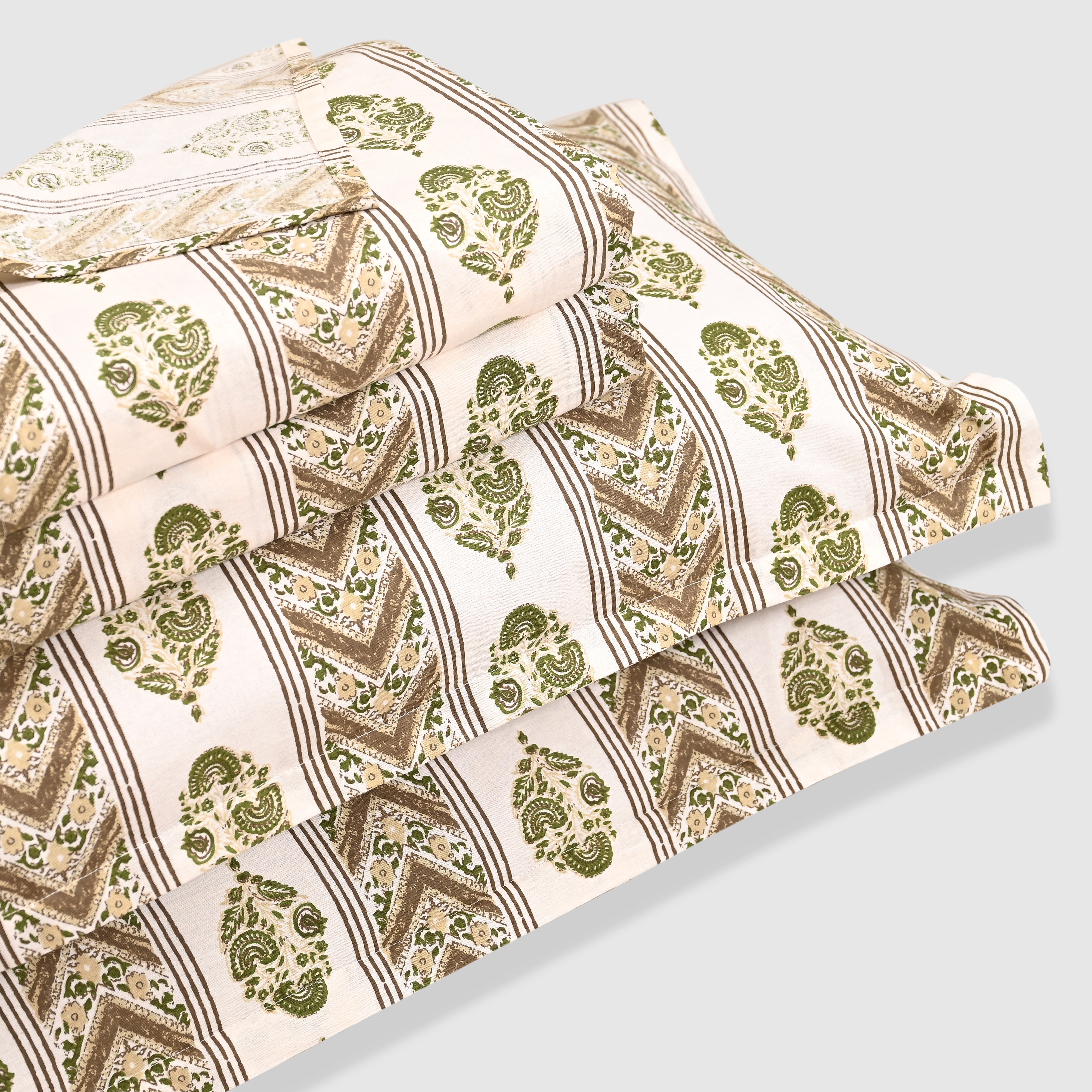 Rajvi Stria King Size Cotton Bed Sheet Set
