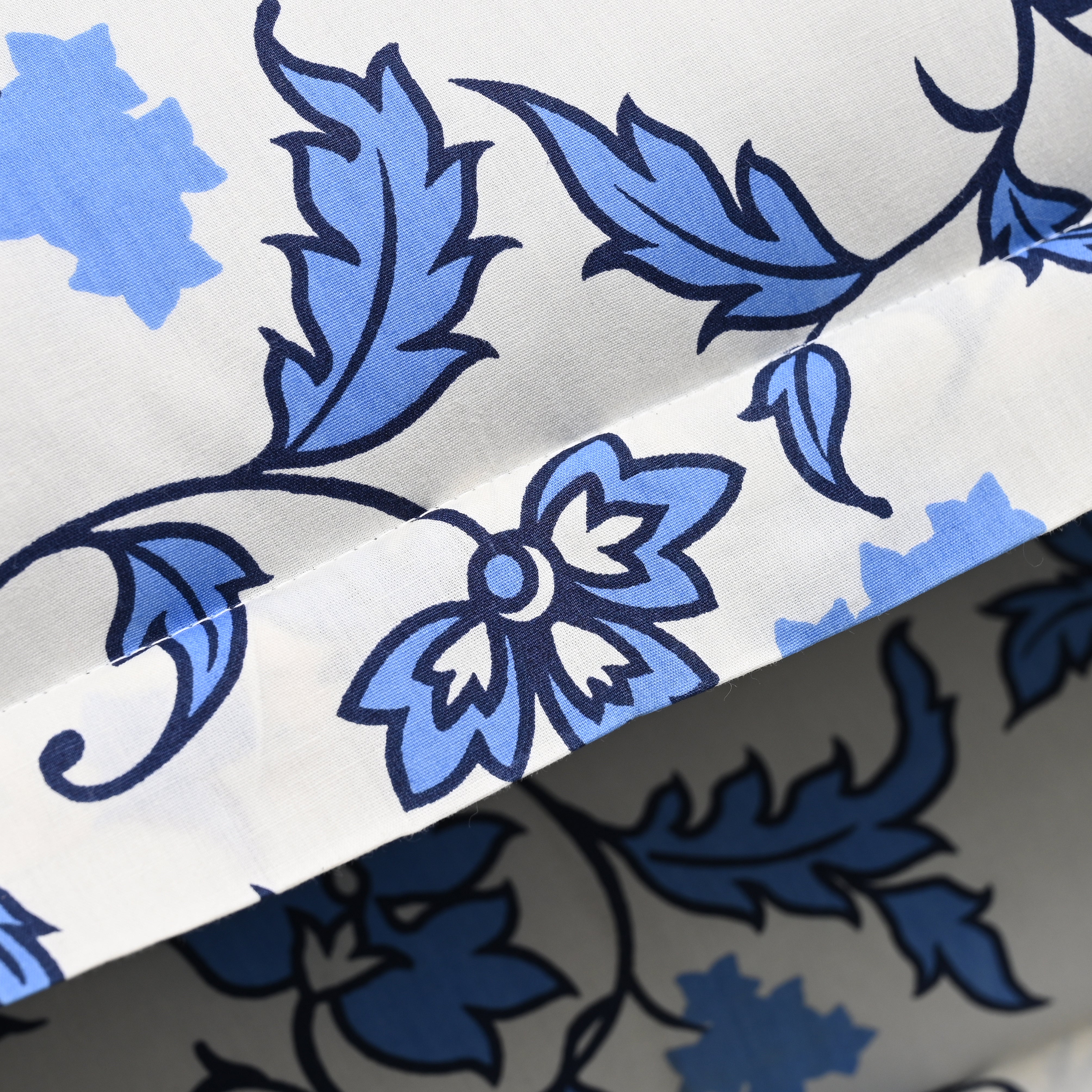 Leaves Pillow Case Set of 2 Covers