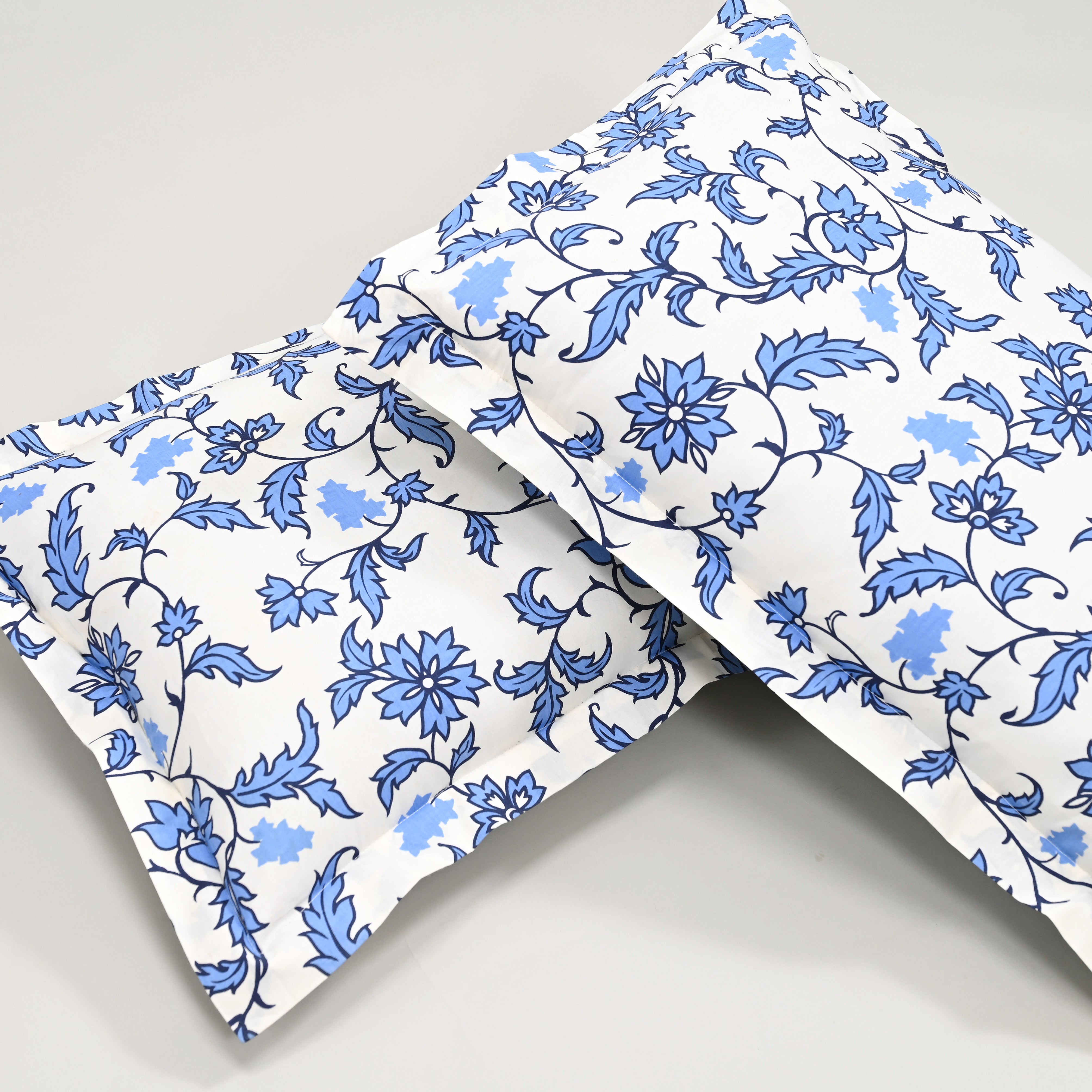 Leaves Pillow Case Set of 2 Covers