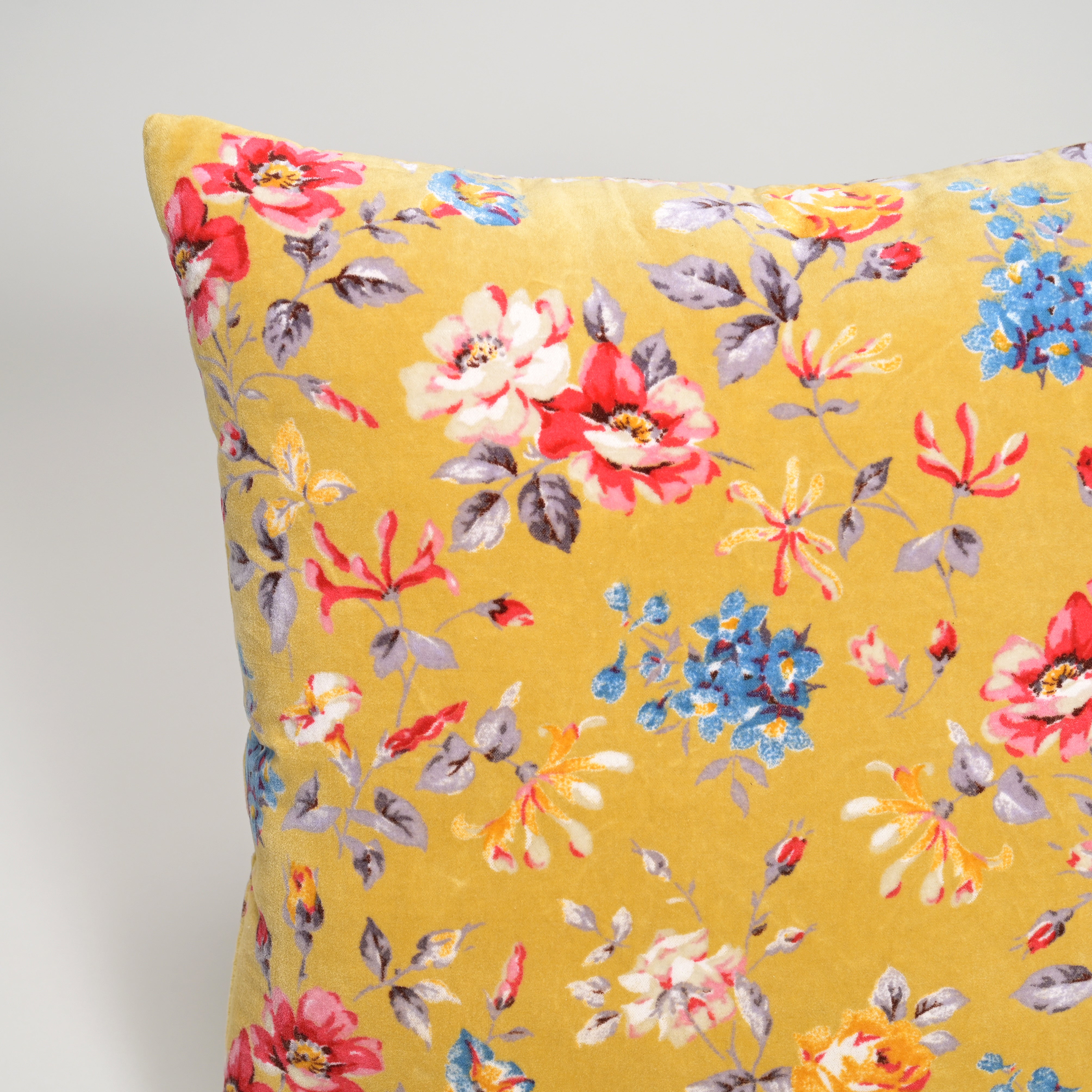 Sunny Blossom Velvet Elegance Cushion Cover