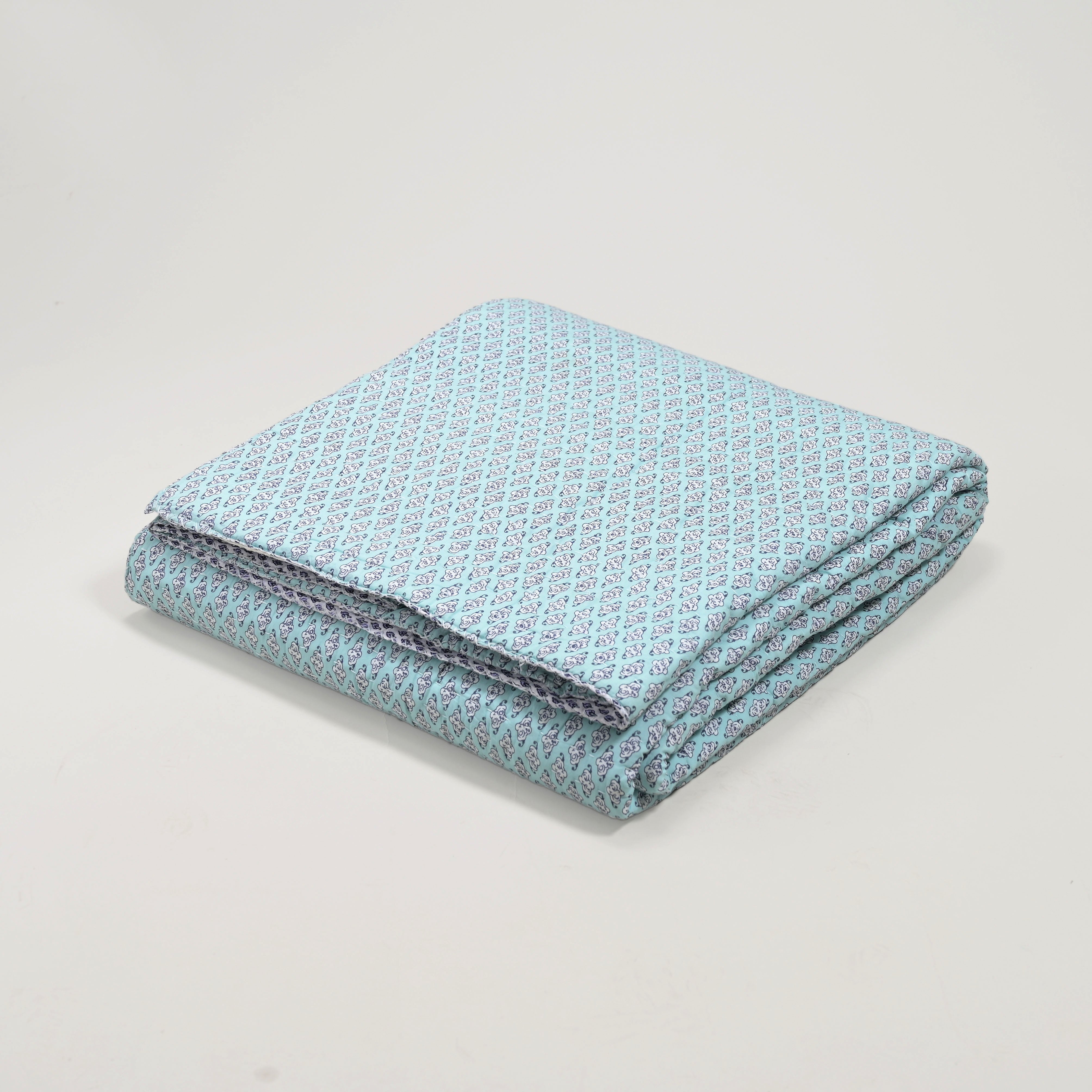 Cloudy Summer Quilt