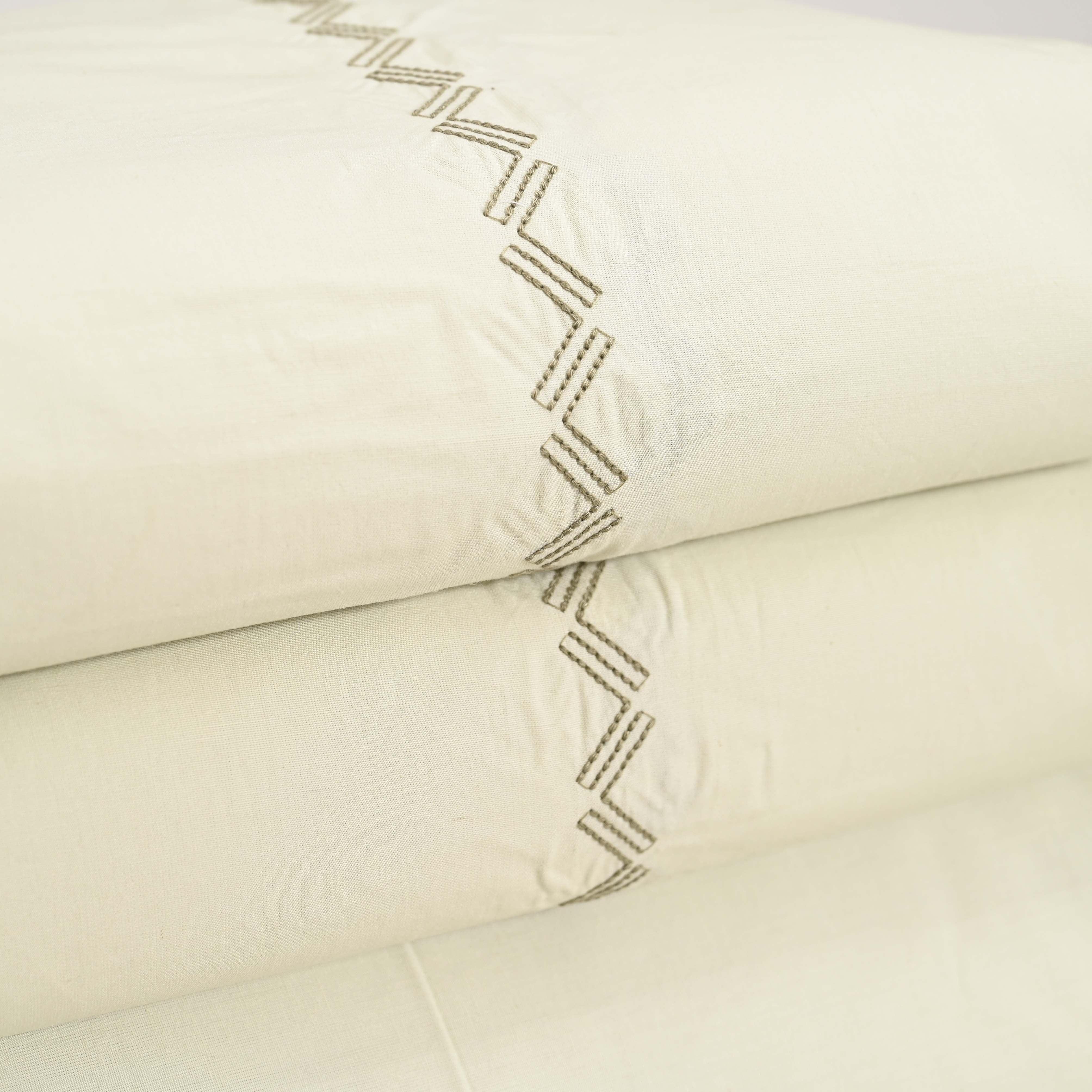 Regal Embroidered 300 TC Luxury Cotton Sheets - Premium Embroidered Bedding Set for Comfort & Style